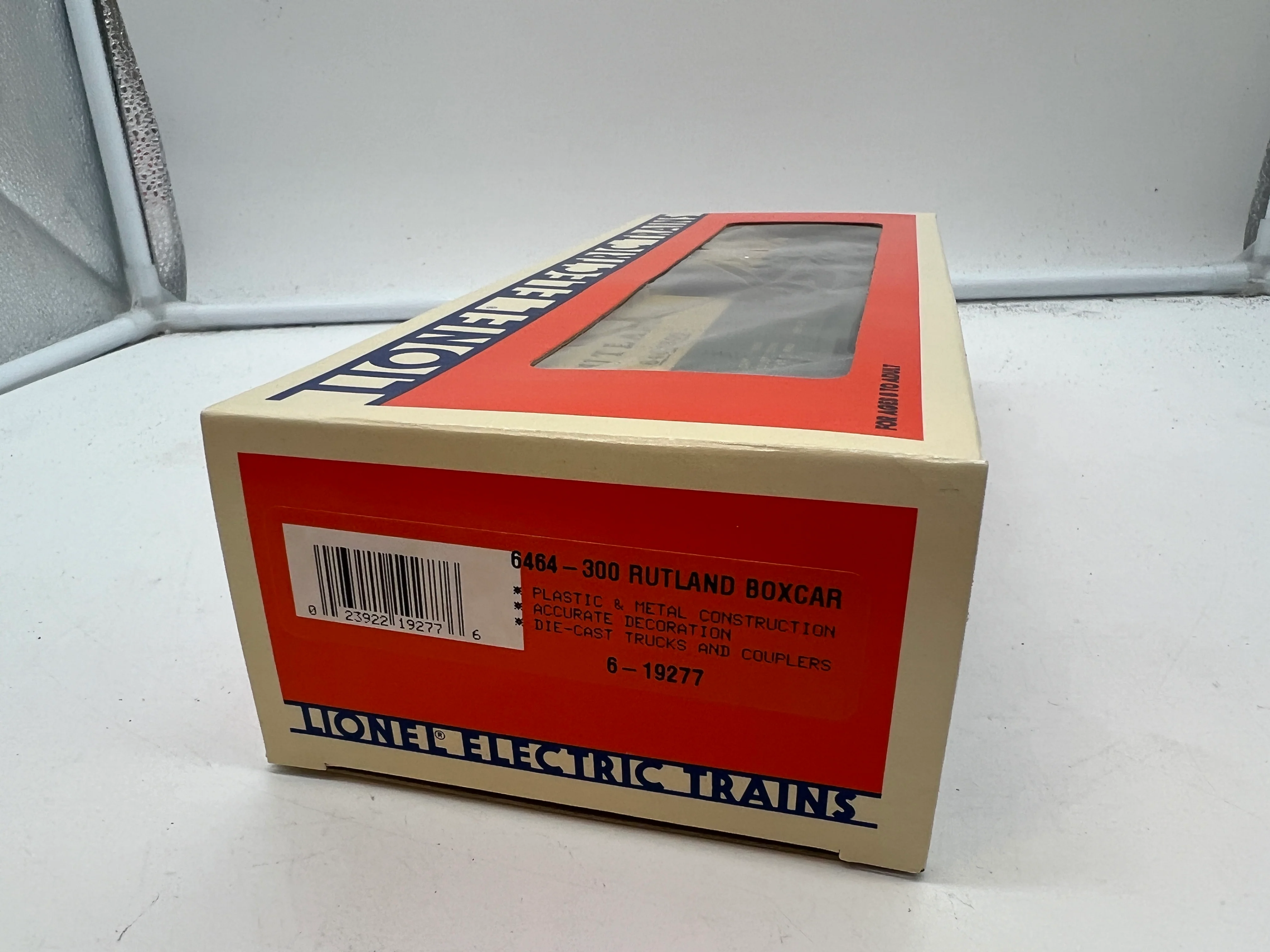6-19277 Lionel 6464-300 Rutland box car O SCALE NEW - Image 7