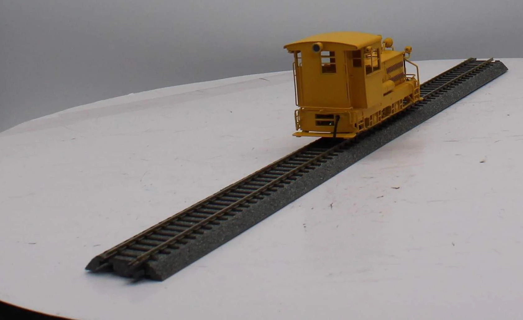 AMS AM55-013 Diesel Switcher Scale ON 30 SCALE Like New - Image 6