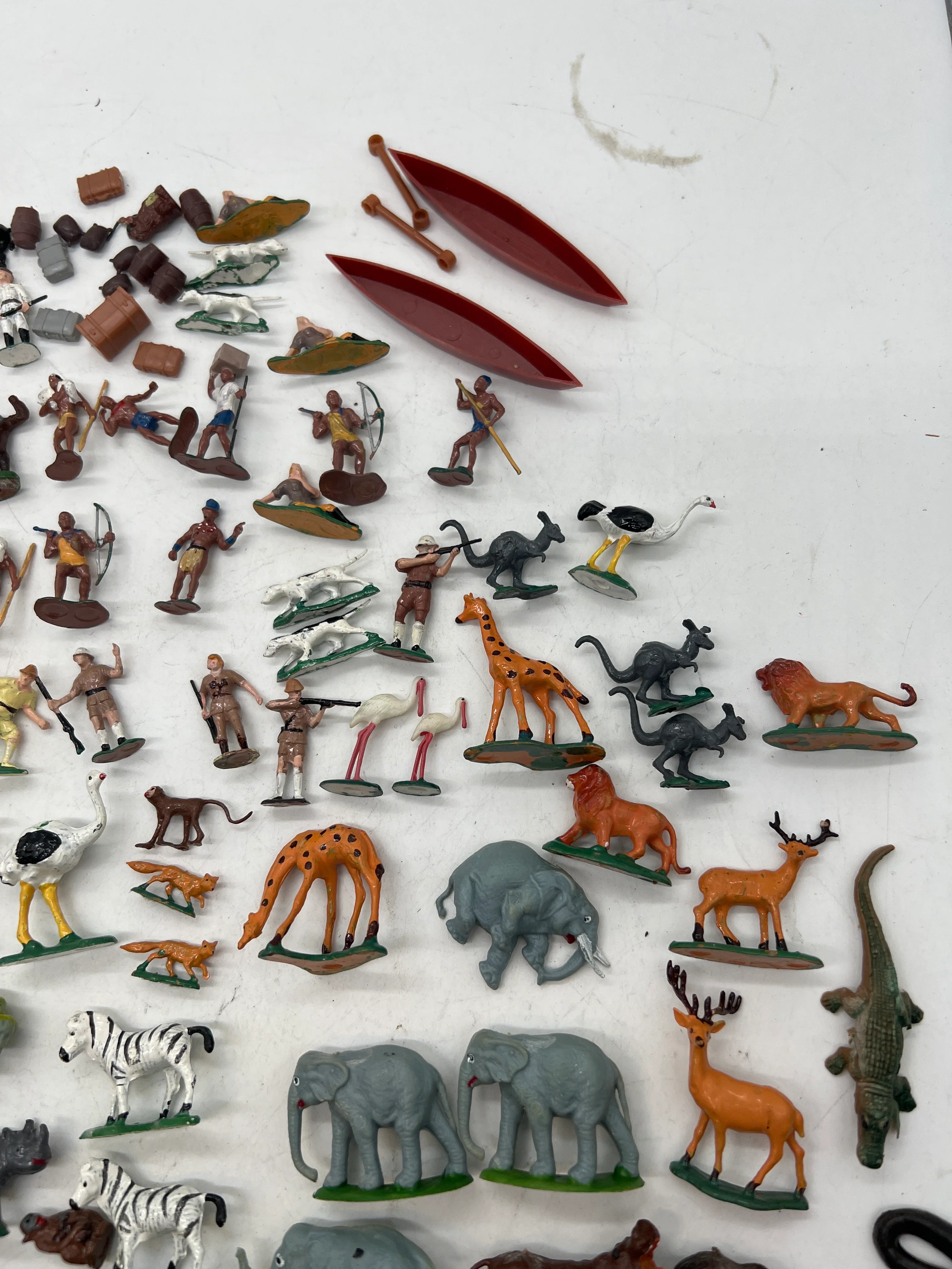 Approximately O Scale Zoo OZOO1 80+ pieces Wide Variety Like New - Image 8