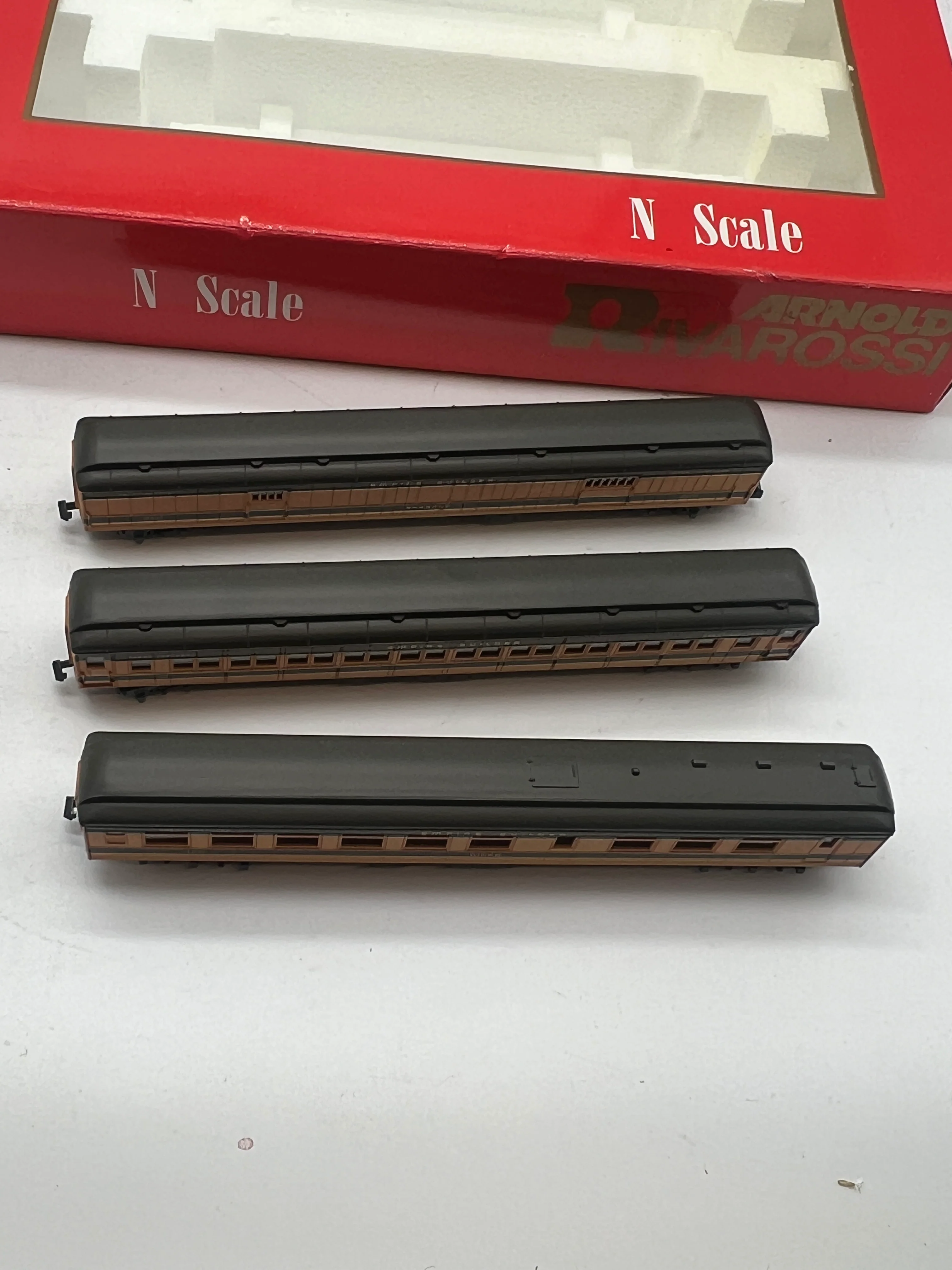 Arnold Rivarossi 0536 Great Northern GN Empire Builder Passenger Car Set N SCALE Like New - Image 3