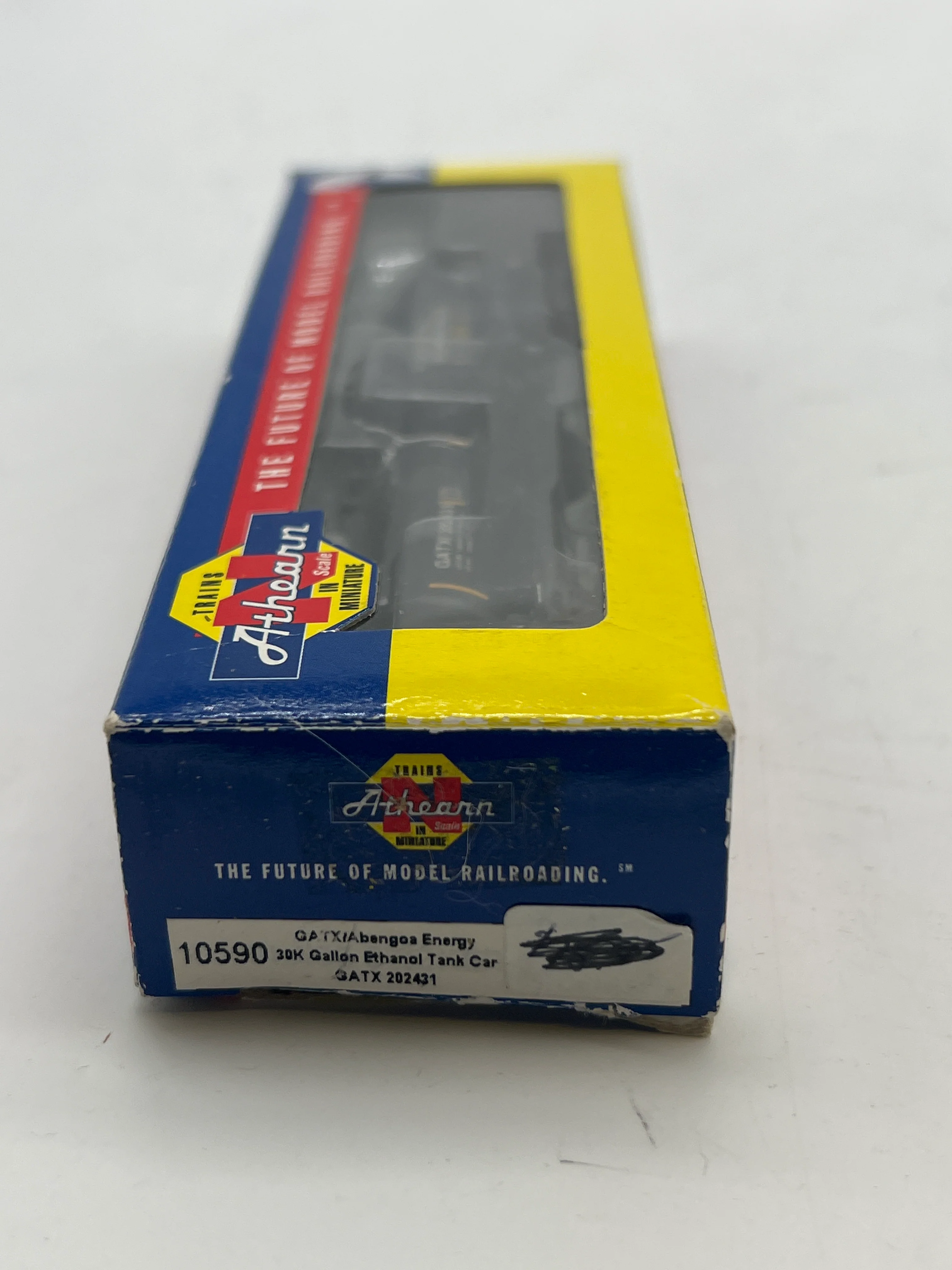 Athearn Abengoa bioenergy tank car N SCALE Used Excellent Damaged Box - Image 3