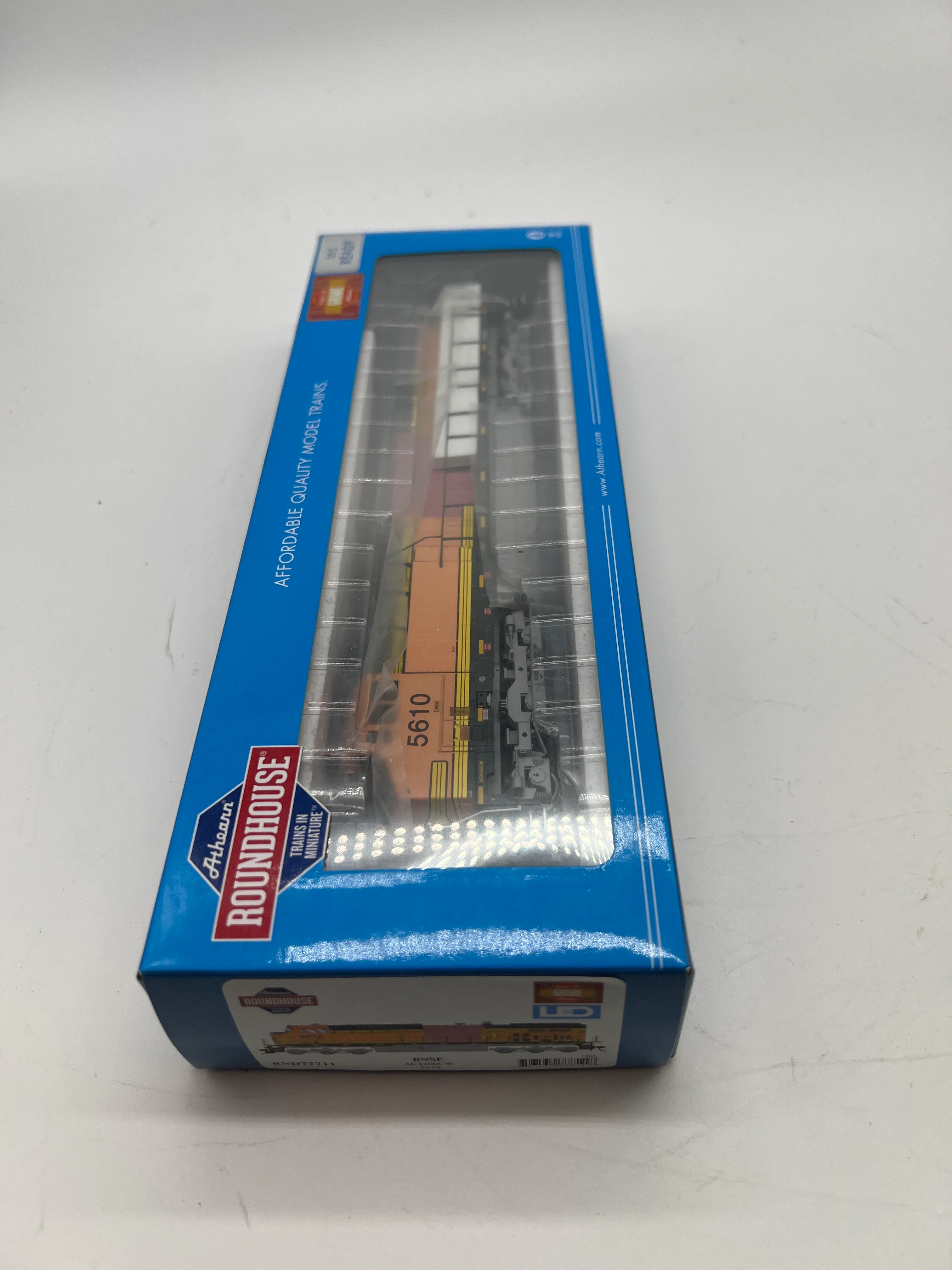Athearn RND77711 BNSF repair patch AC4400CW diesel engine #5610 HO SCALE NEW - Image 2