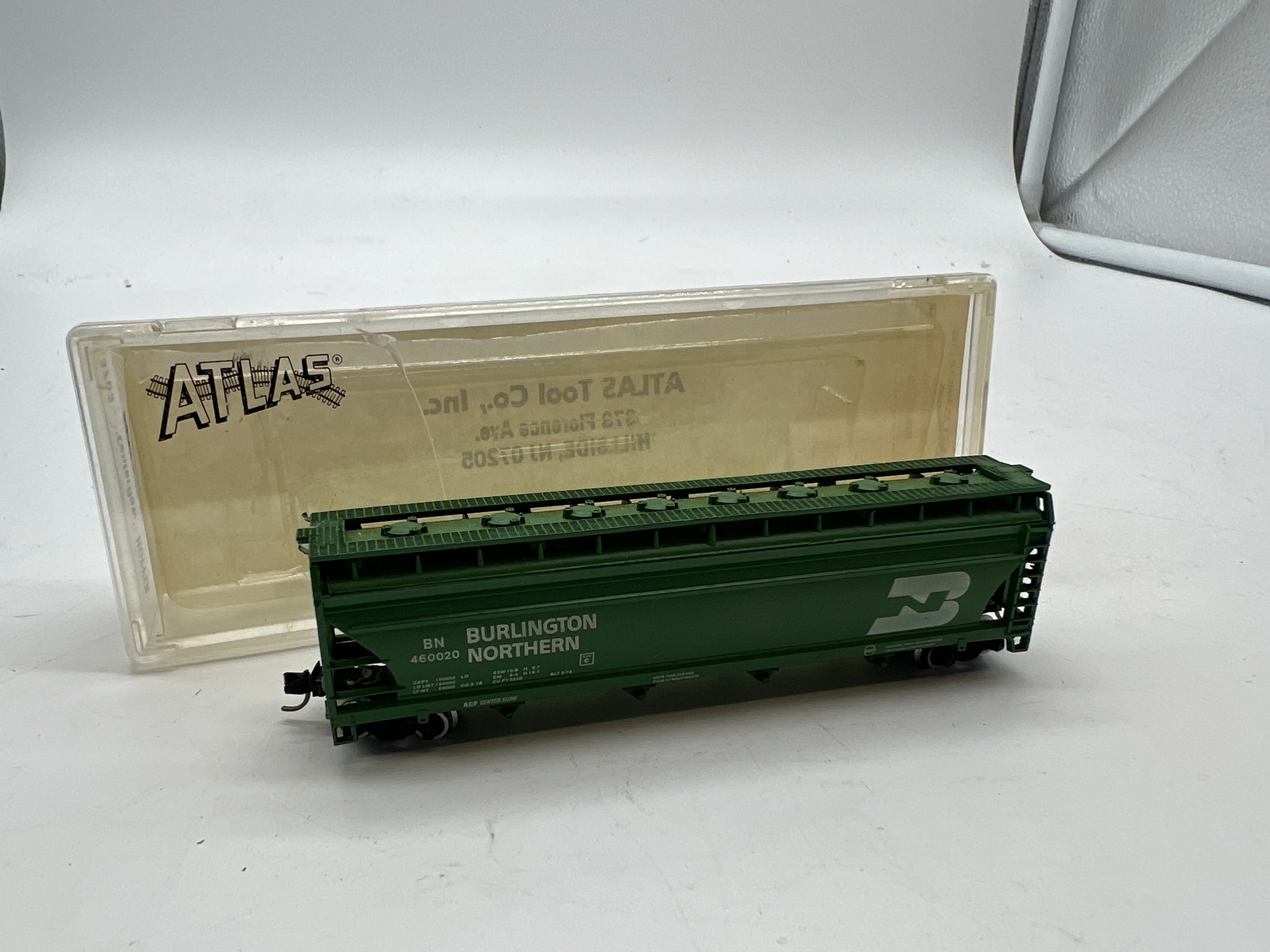 Atlas 3703 Burlington Northern Hopper N SCALE Like New Damaged Box - Image 2