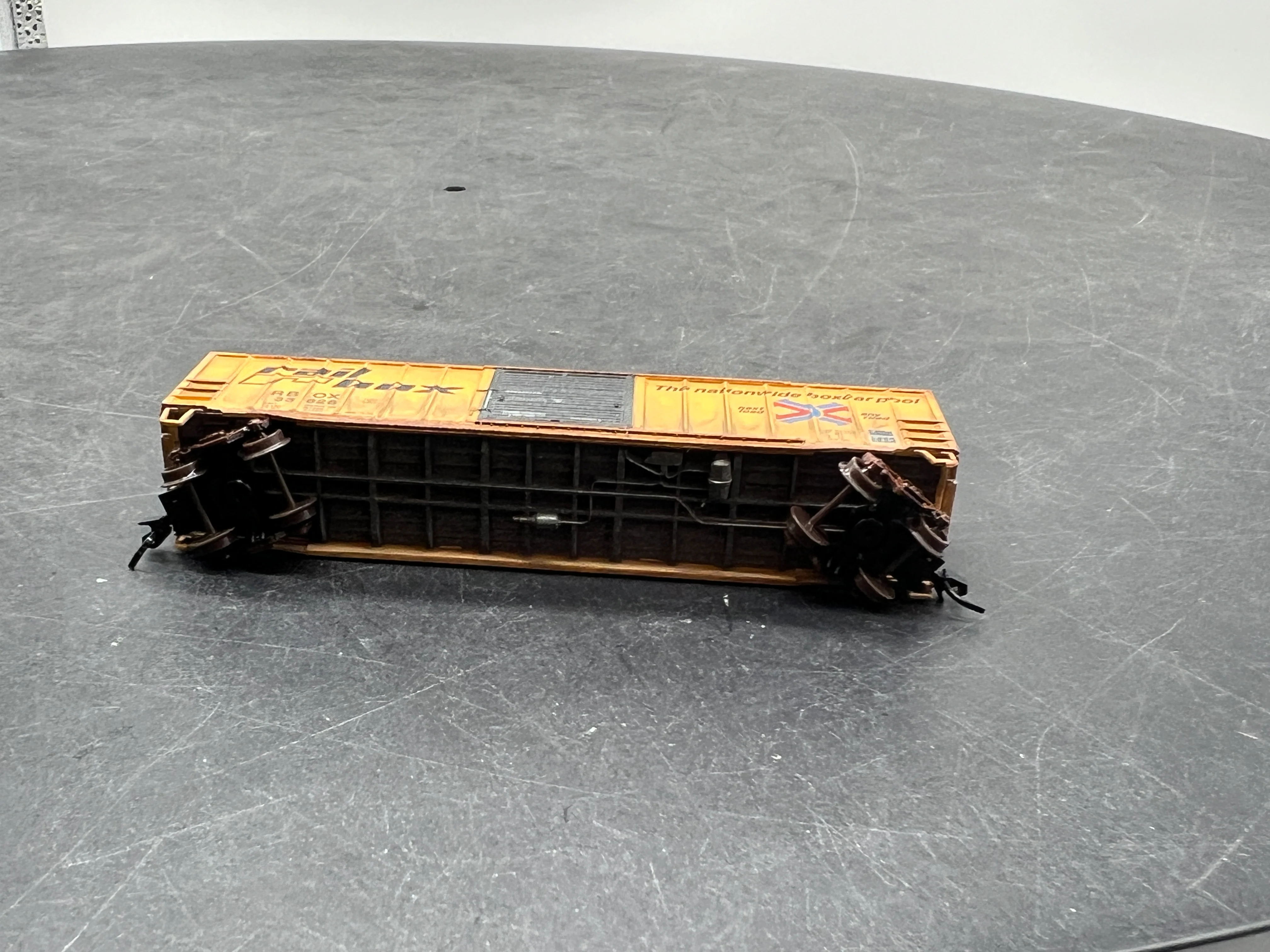 Atlas 50 000 774 Railbox large logo 33616 ACF 50'6" boxcar N SCALE WEATHERED AS IS Used Excellent - Image 3