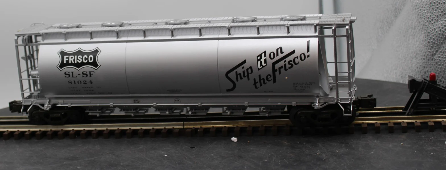 Atlas 6333-2 ATLAS ACF 6-BAY CYLINDRICAL HOPPER Frisco 81024 3 RL O SCALE Used Excellent - Image 7
