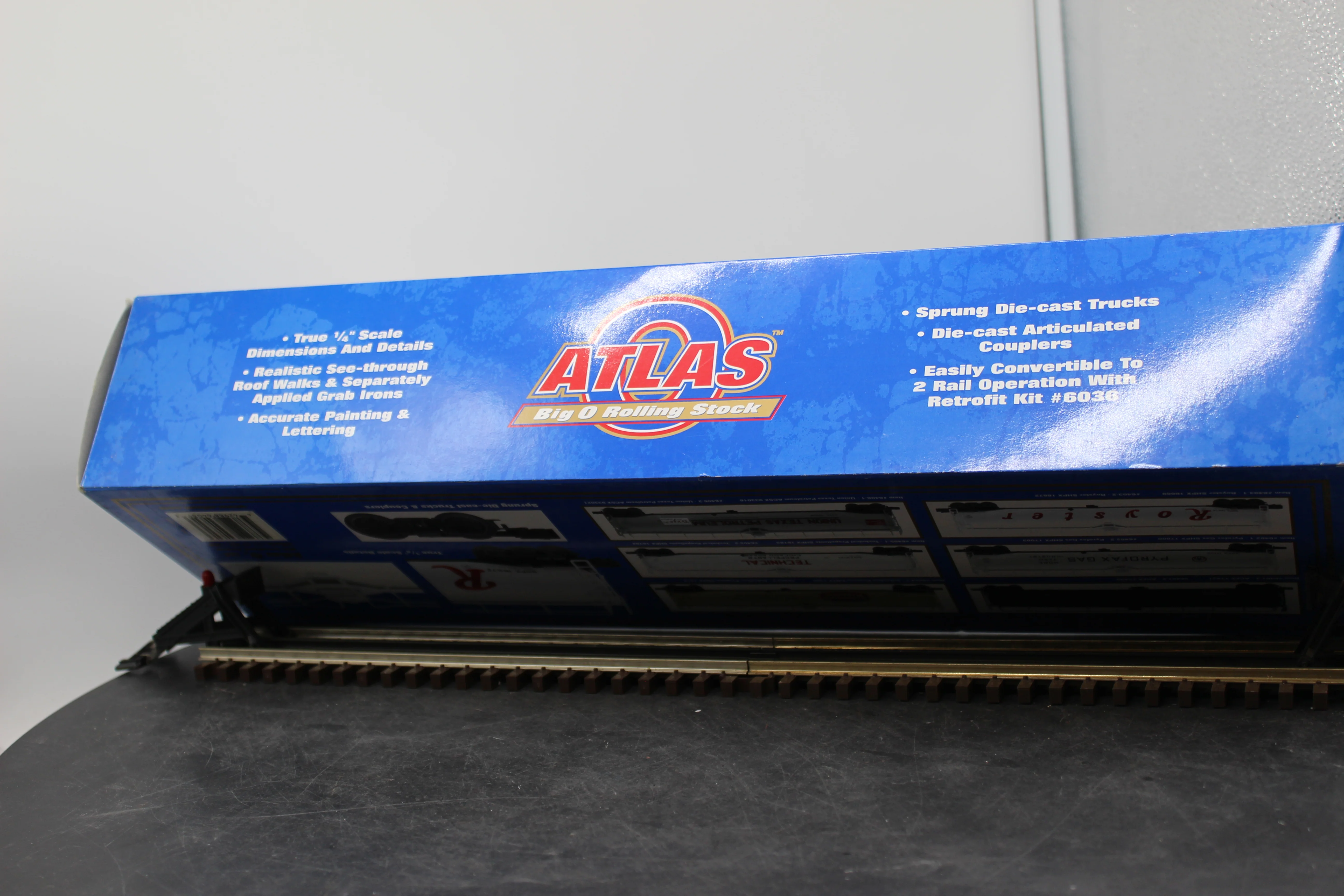 Atlas 6403-1 Royster ACF 33,000 GALLON TANK CAR O SCALE 3 rl WEATHERED AS IS Used Excellent - Image 4