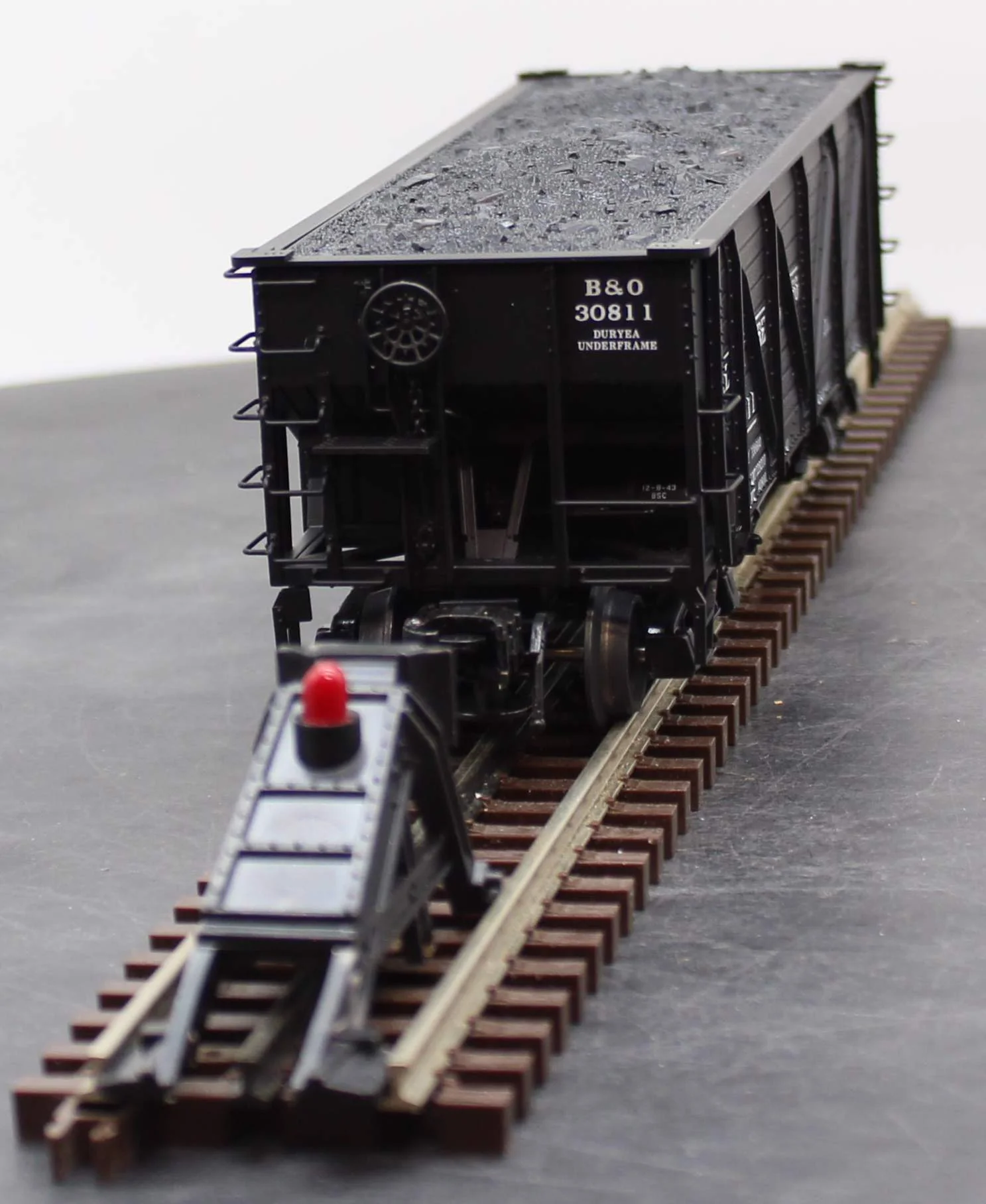 Atlas 6421-4 50 ton War Emergency hopper car O Scale Used Excellent - Image 3