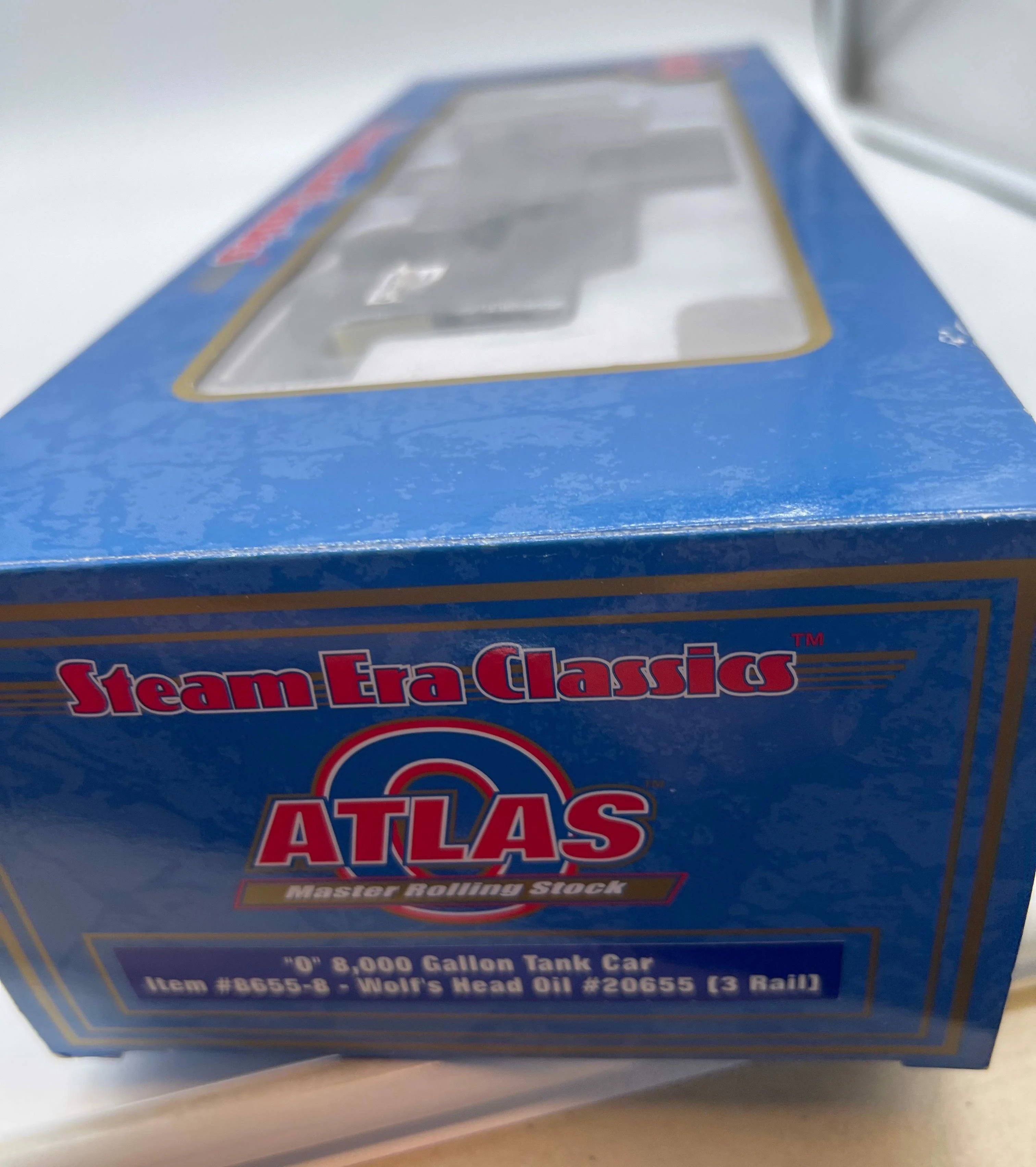 Atlas 8655-8  Wolf's Head Oil --Oil City PA-- 8,000 Gallon Tank Car 3rl  O SCALE NEW - Image 3