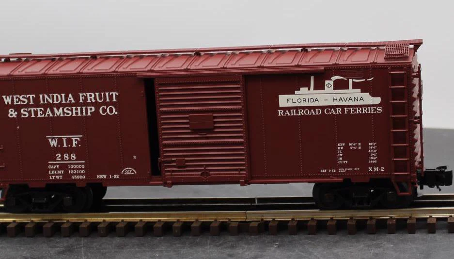 Atlas Trainman 0515-4 O 40' West India Fruit 288 Sliding Door Box Car  Limited Edition  O SCALE Like New - Image 2