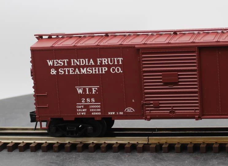 Atlas Trainman 0515-4 O 40' West India Fruit 288 Sliding Door Box Car  Limited Edition  O SCALE Like New - Image 7