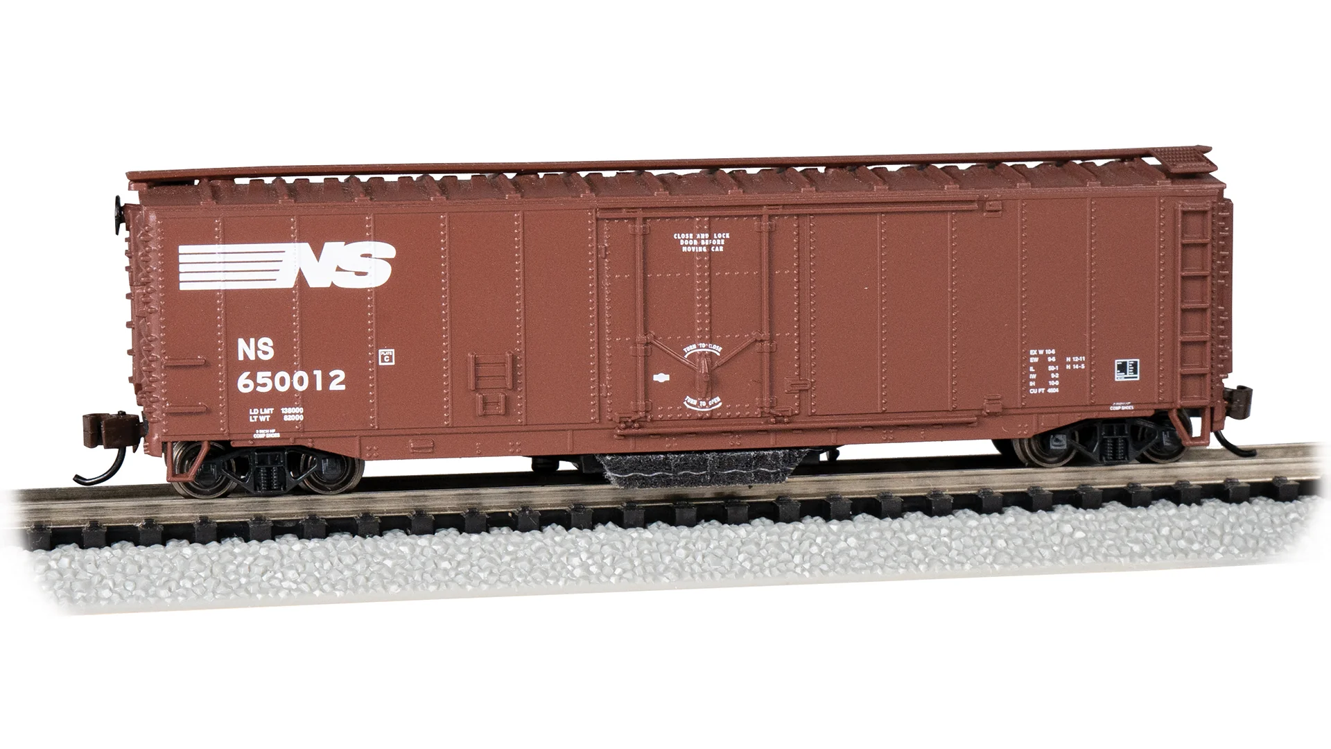 Bachmann 16371 TRACK-CLEANING 50' PLUG-DOOR BOXCAR - NORFOLK SOUTHERN #650012 N SCALE NEW