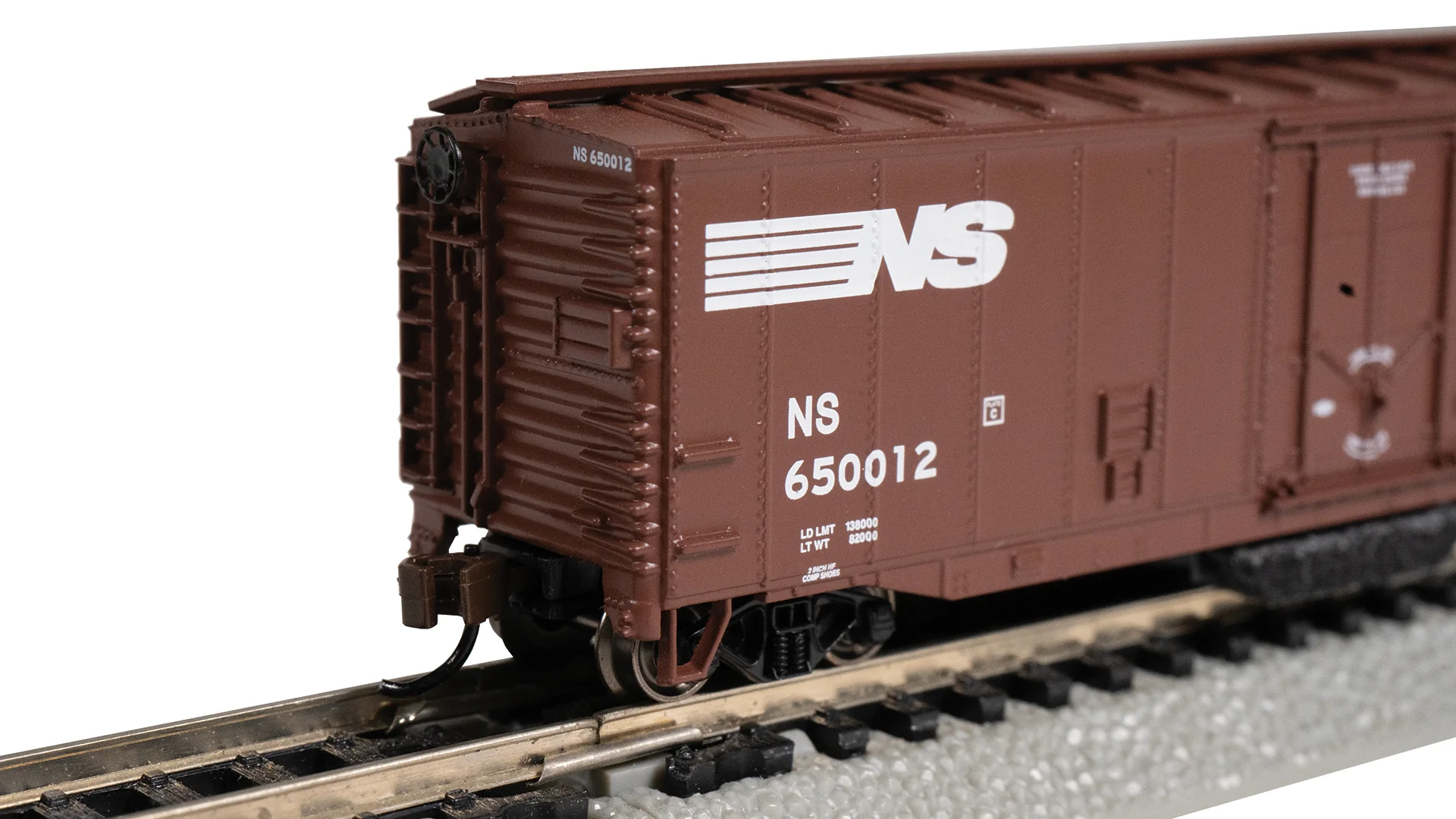 Bachmann 16371 TRACK-CLEANING 50' PLUG-DOOR BOXCAR - NORFOLK SOUTHERN #650012 N SCALE NEW - Image 2