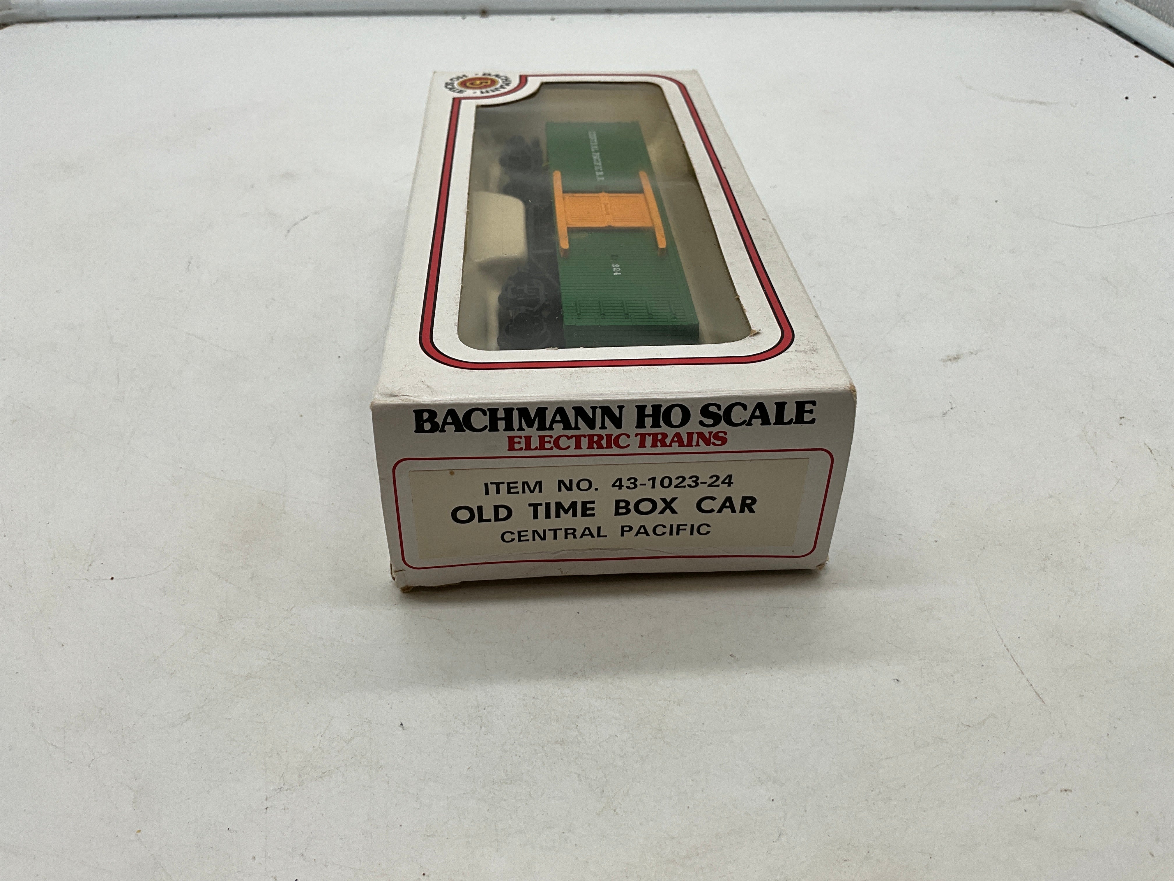Bachmann 43-1023-24 Old Time Box Car Central Pacific HO Scale Used Excellent Damaged Box - Image 5