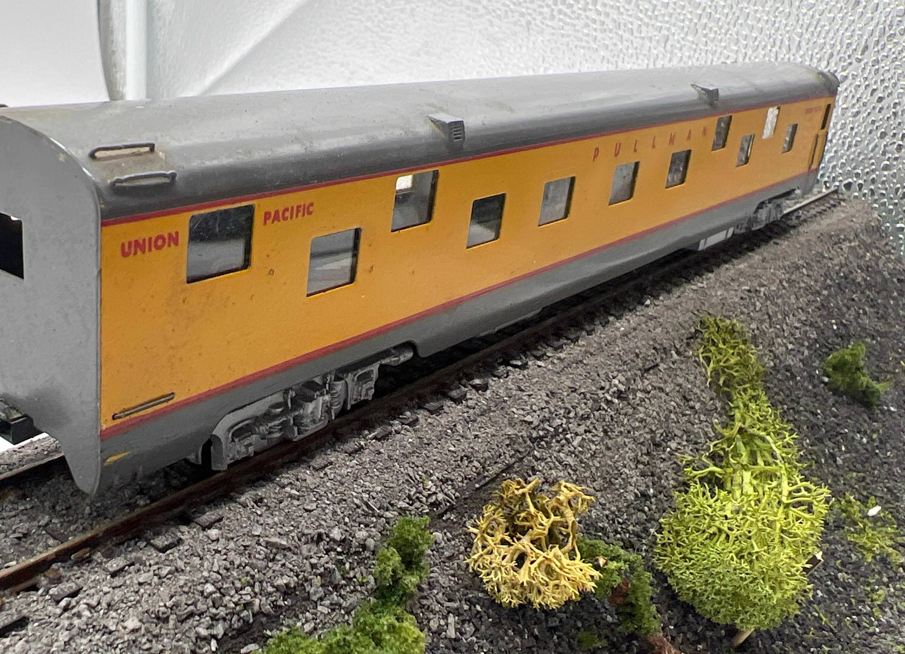 Balboa 523 Union Pacific UP Pullman brass Passenger Car HO SCALE Used Excellent as is - Image 3