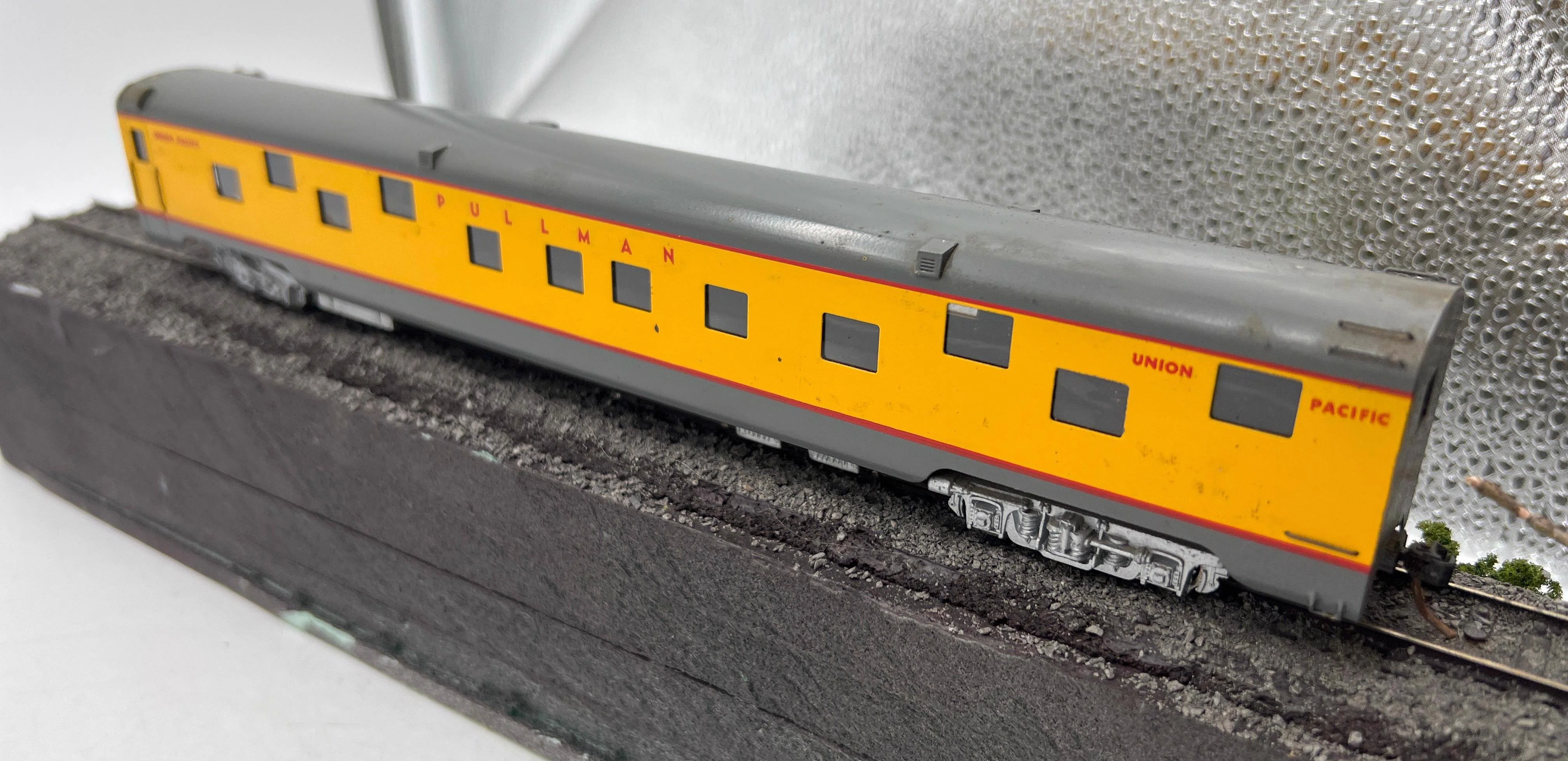 Balboa 523 Union Pacific UP Pullman brass Passenger Car HO SCALE Used Excellent as is - Image 5