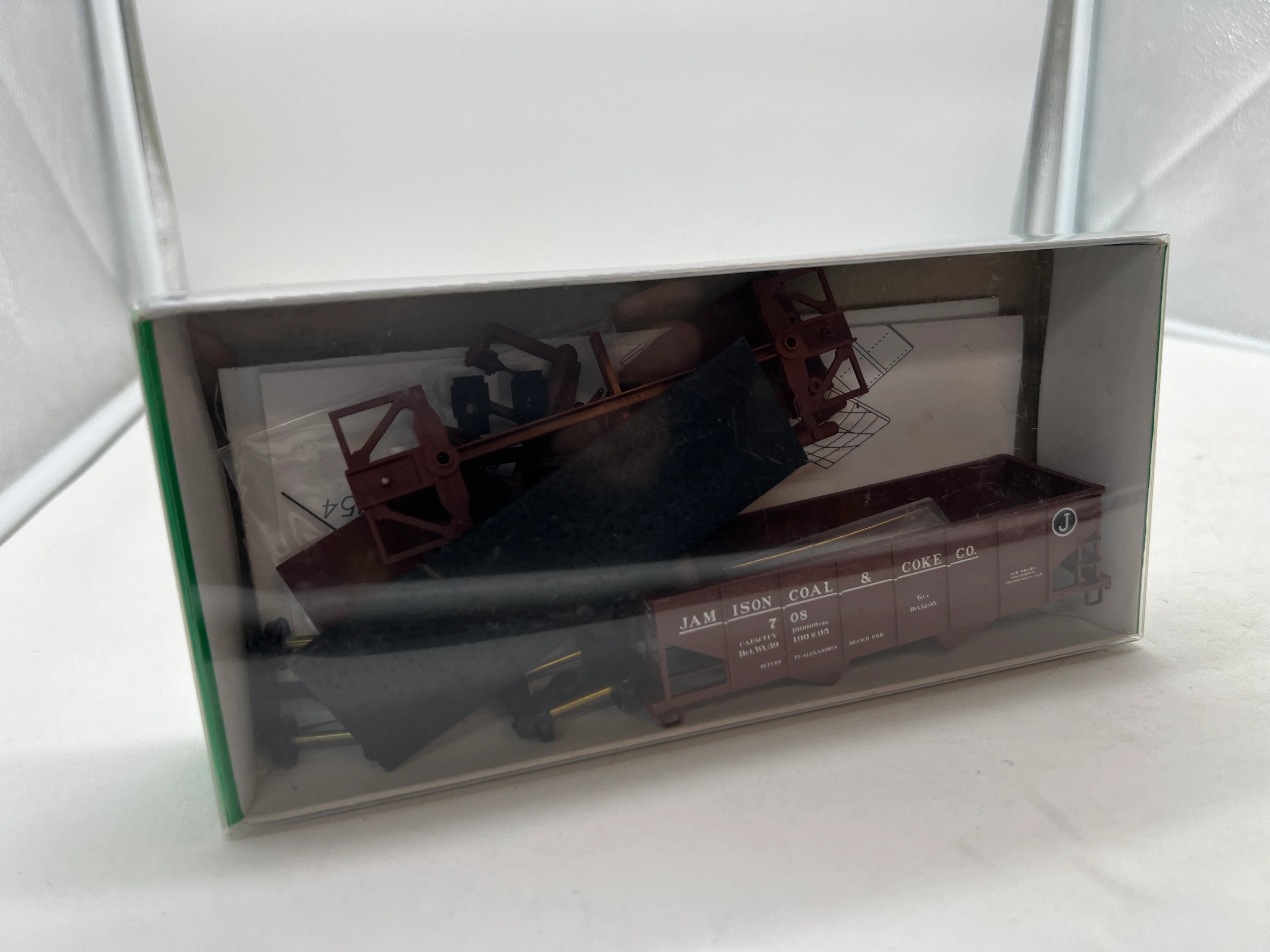Bowser 56399 Jamison COal and Coak GLA 2 Bay Hopper 708 Car Kit HO SCALE NEW