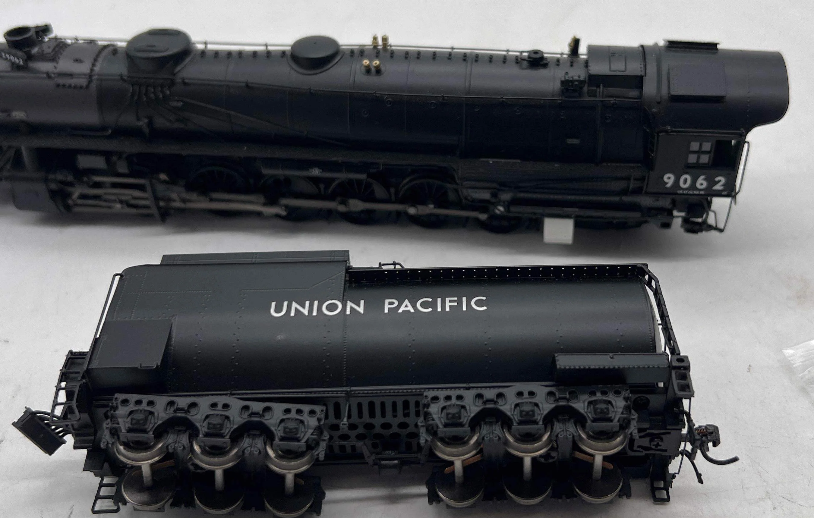 Broadway Limited BLI 4994 UNION PACIFIC UP Brass Hybrid P3 4-12-2 Steam Locomotive  DCC Sound #9062 HO Scale Like New - Image 7