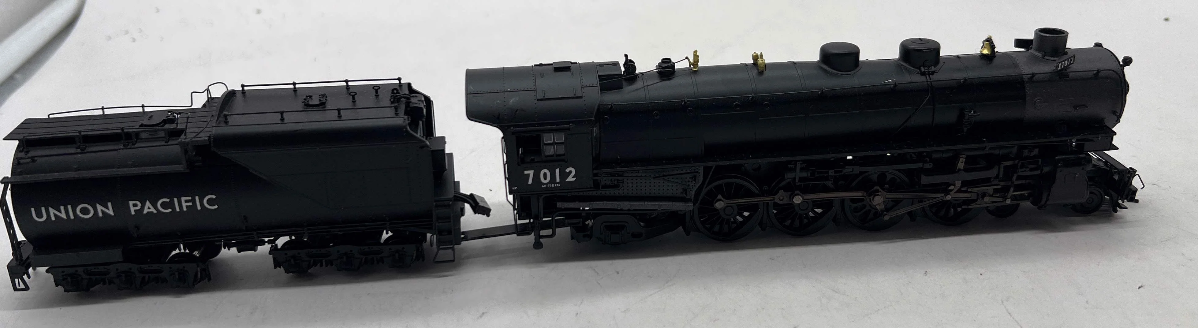 Broadway Limited BLI 5466 UNION PACIFIC UP 4-8-2 Mountain Steam Locomotive TRAINMAN #7012 HO Scale Like New