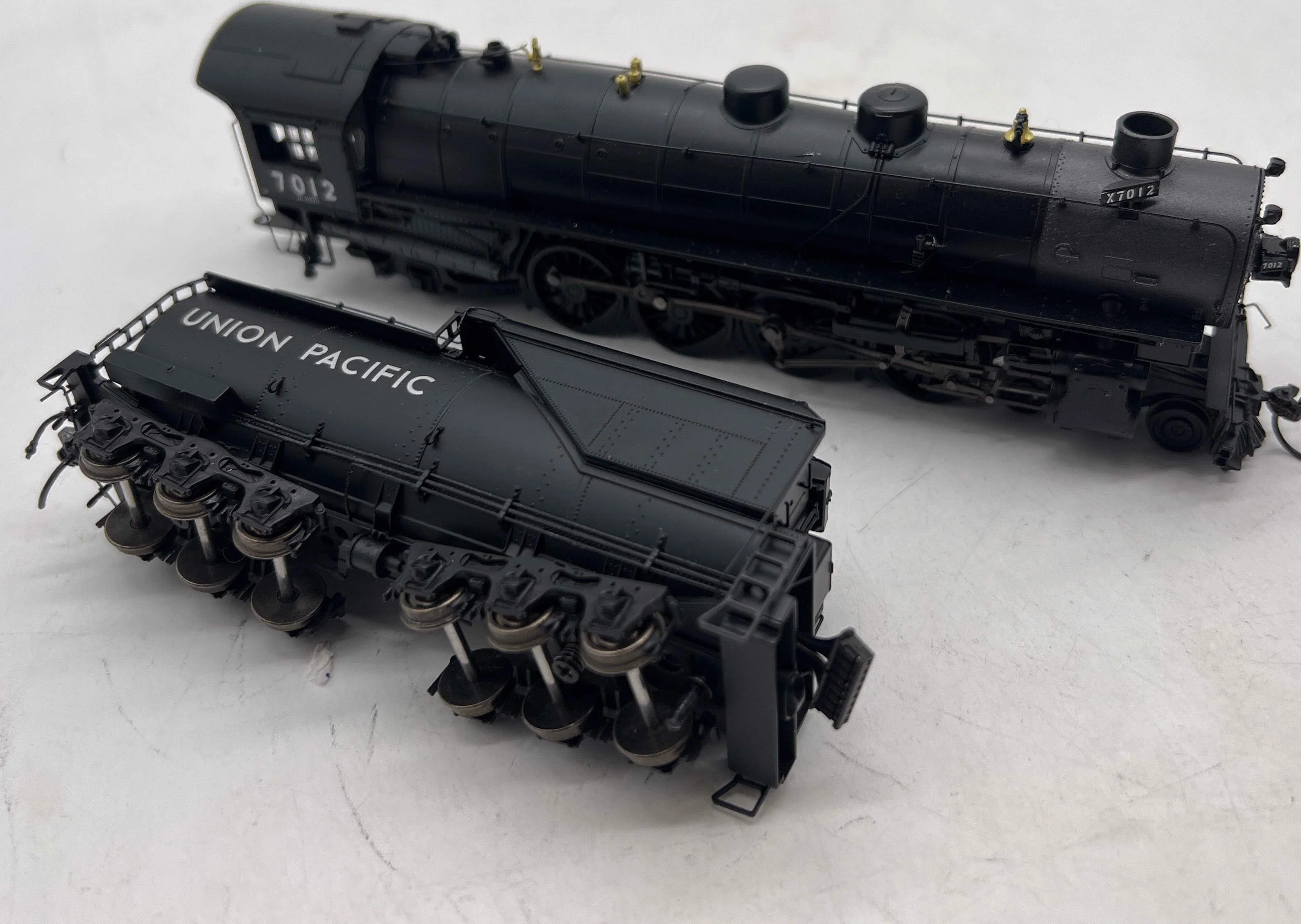 Broadway Limited BLI 5466 UNION PACIFIC UP 4-8-2 Mountain Steam Locomotive TRAINMAN #7012 HO Scale Like New - Image 4