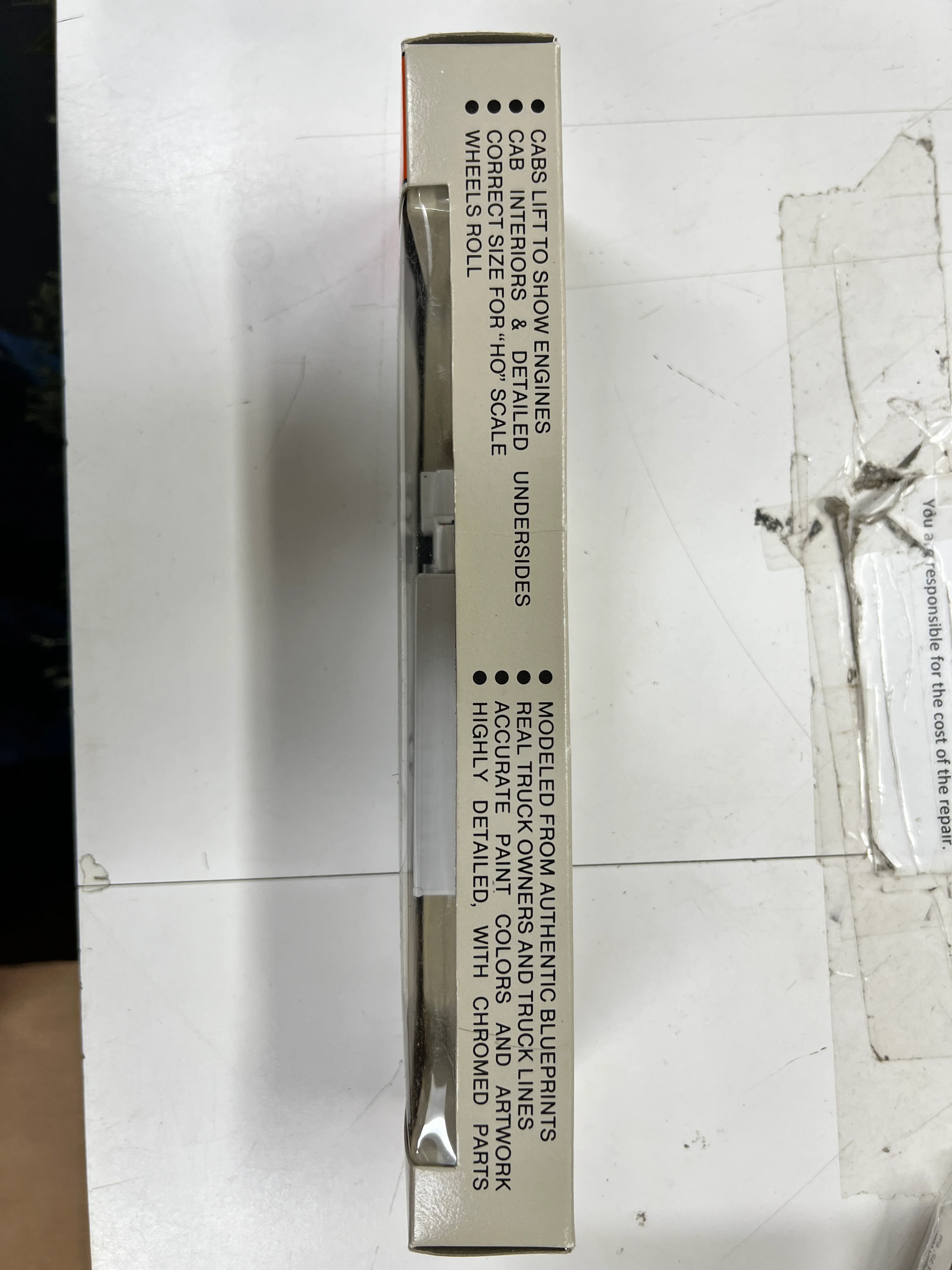 Con-Cor 0004-001090 Pelican Bread Truck HO SCALE - Image 3