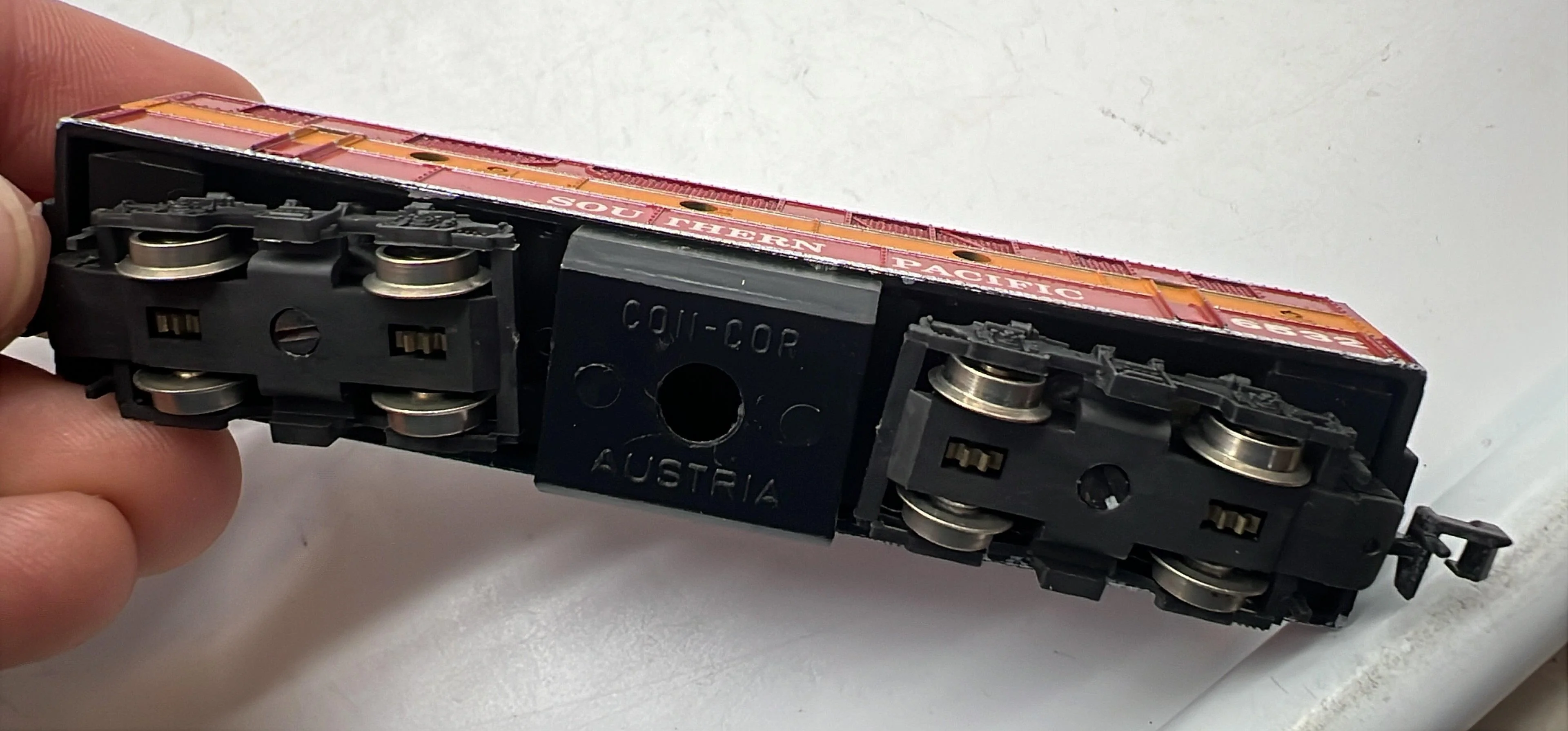 Con-Cor 2331G Southern pacific B unit N SCALE Like New - Image 3