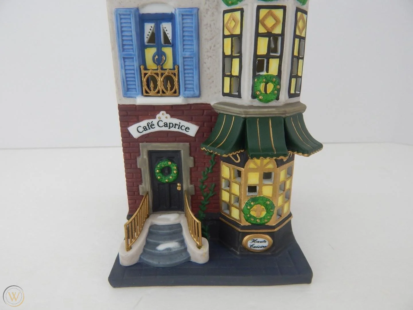 Department 56 56.58882 Cafe Caprice French Restaurant - Image 3