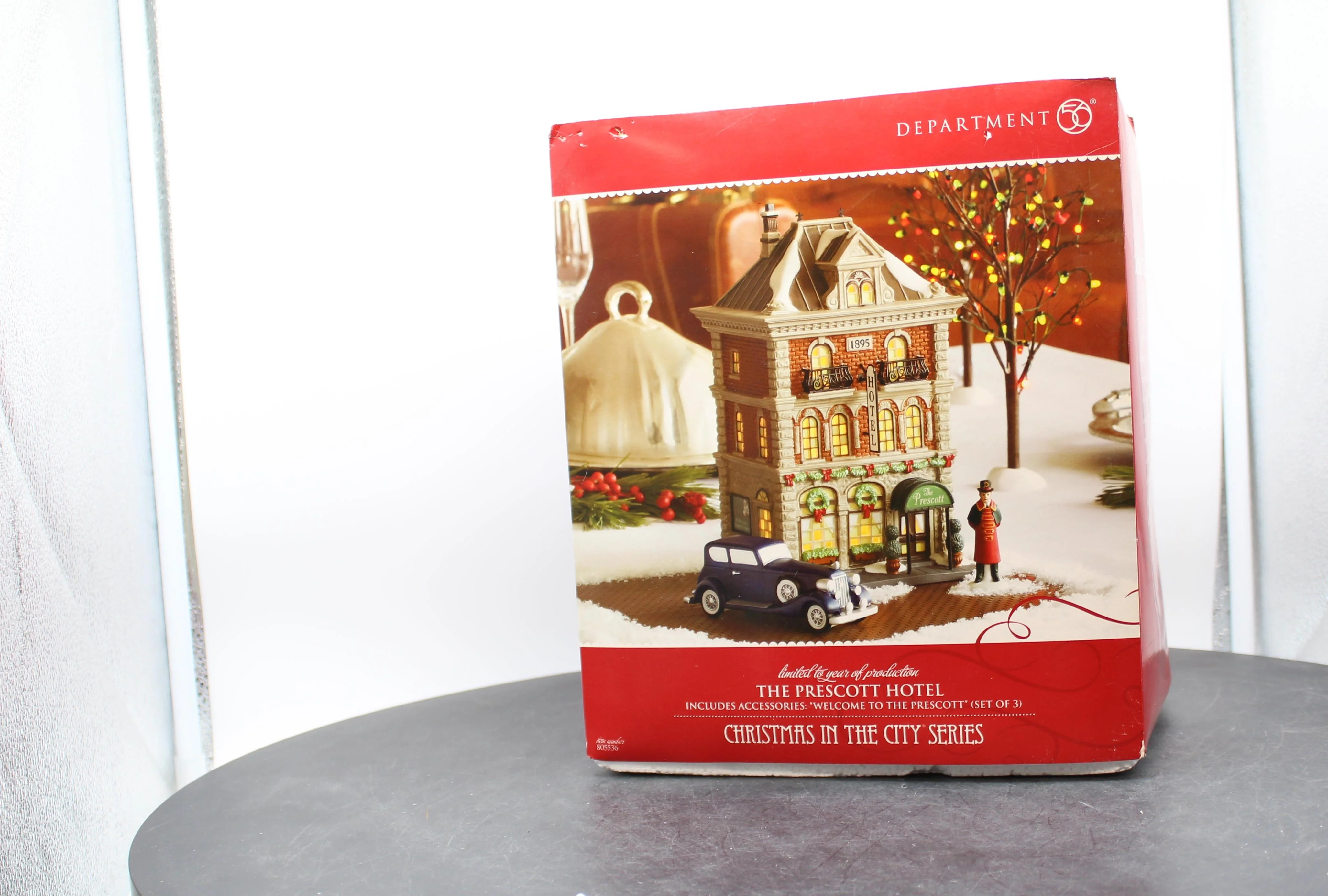 Department 56 Christmas in the City 805536 The Prescott Hotel  Like New - Image 3