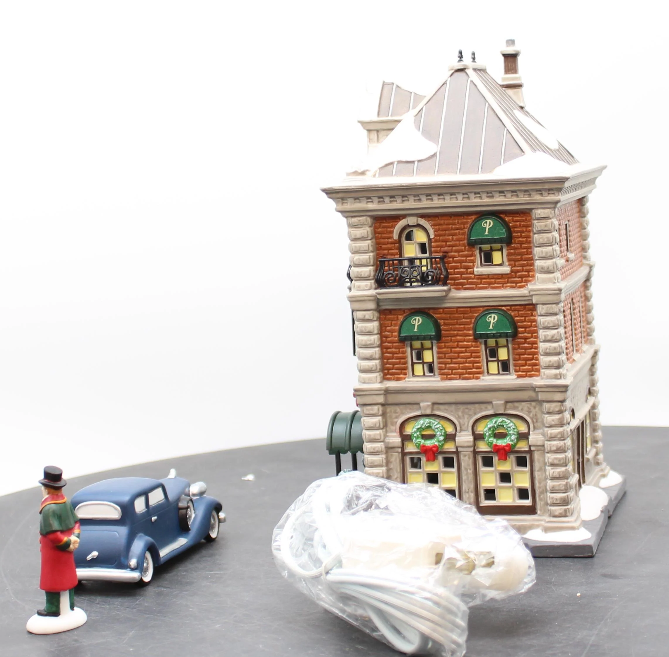 Department 56 Christmas in the City 805536 The Prescott Hotel  Like New - Image 4