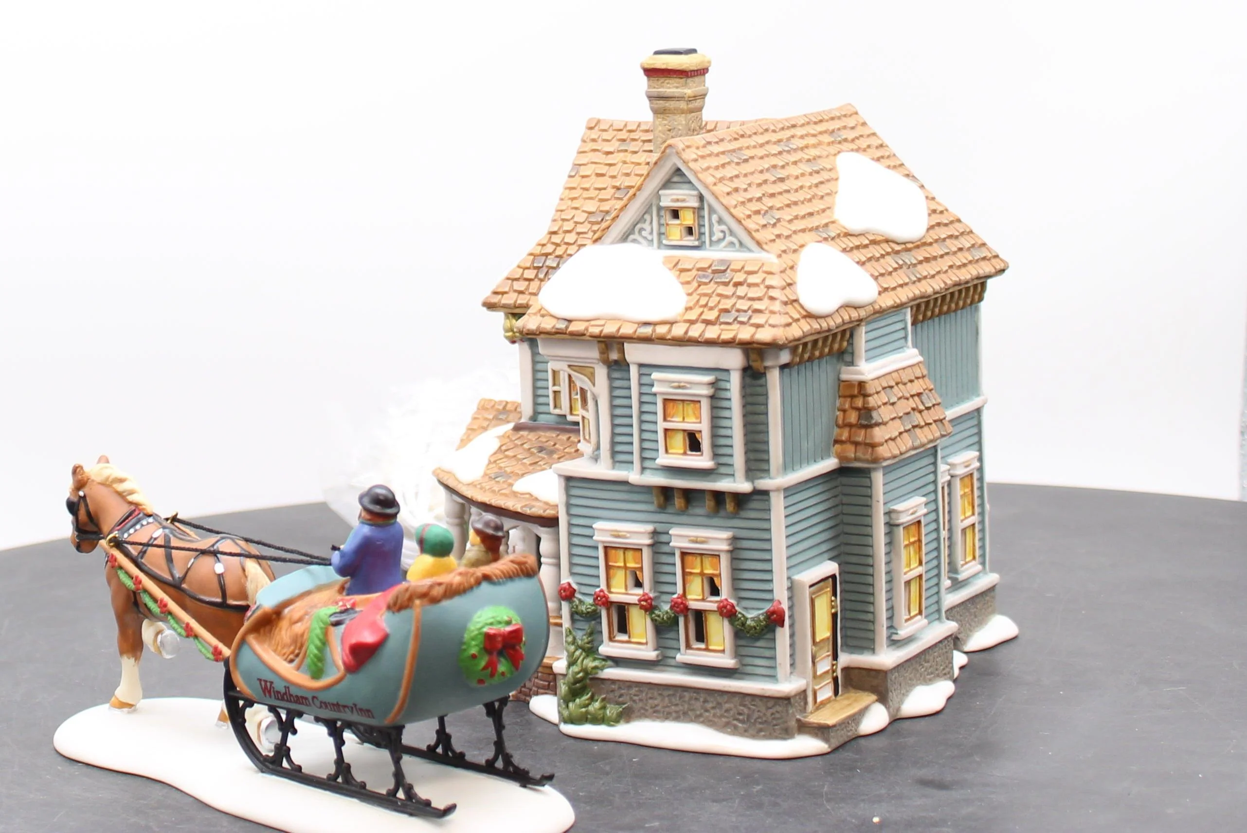Department 56 New England Village 805528 Welcome To Windham Country Inn  Like New - Image 7