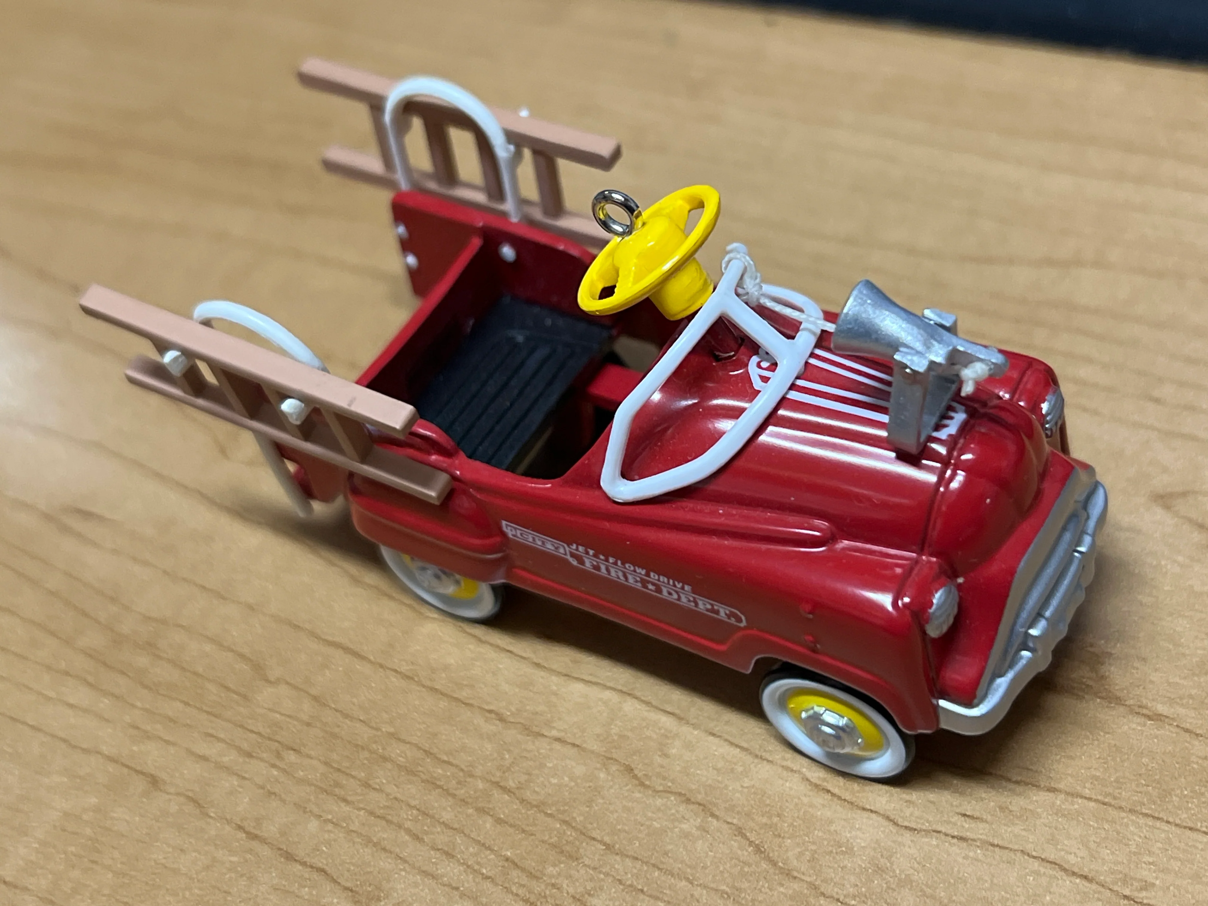 Hallmark 1995 Murray Fire Truck, Kiddie Car Classics #2 Ornament Used Excellent - Image 4