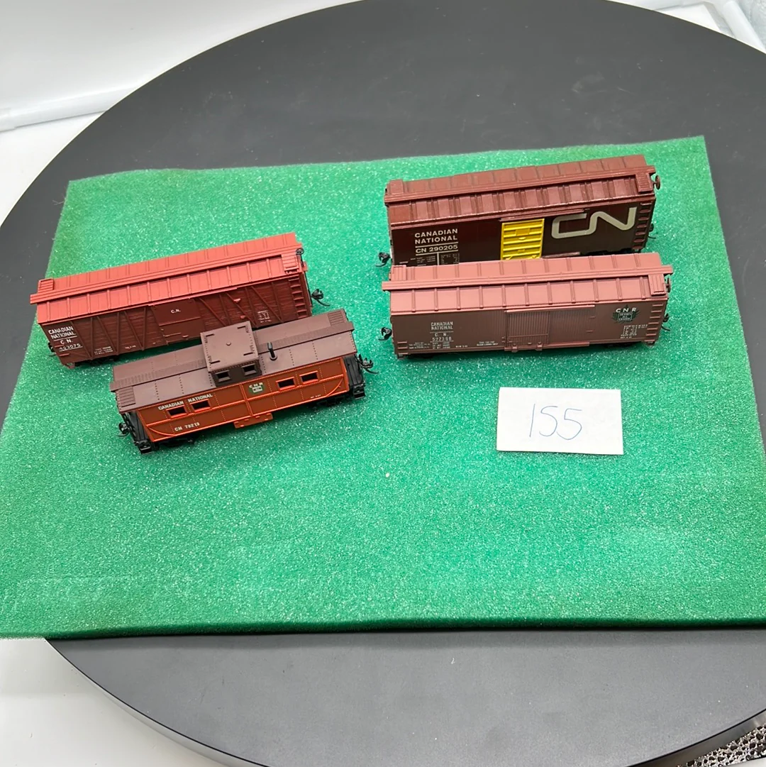 HO Scale Bargain Car Pack 155:  Set of 4 Canadian National freight cars HO SCALE USED - Image 2