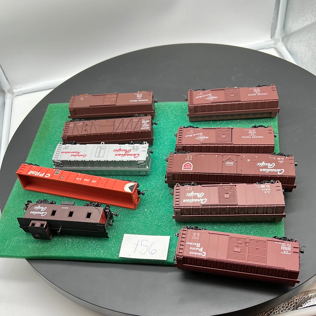 HO Scale Bargain Car Pack 156: Set of 10 Canadian Pacific freight cars HO SCALE USED - Image 5