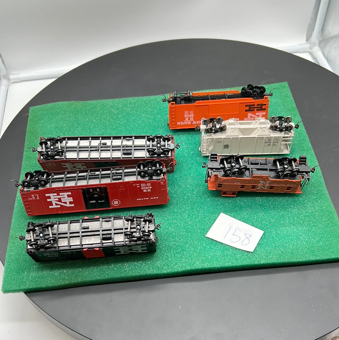 HO Scale Bargain Car Pack 158:  Set of 6 New Haven freight cars HO SCALE USED - Image 4