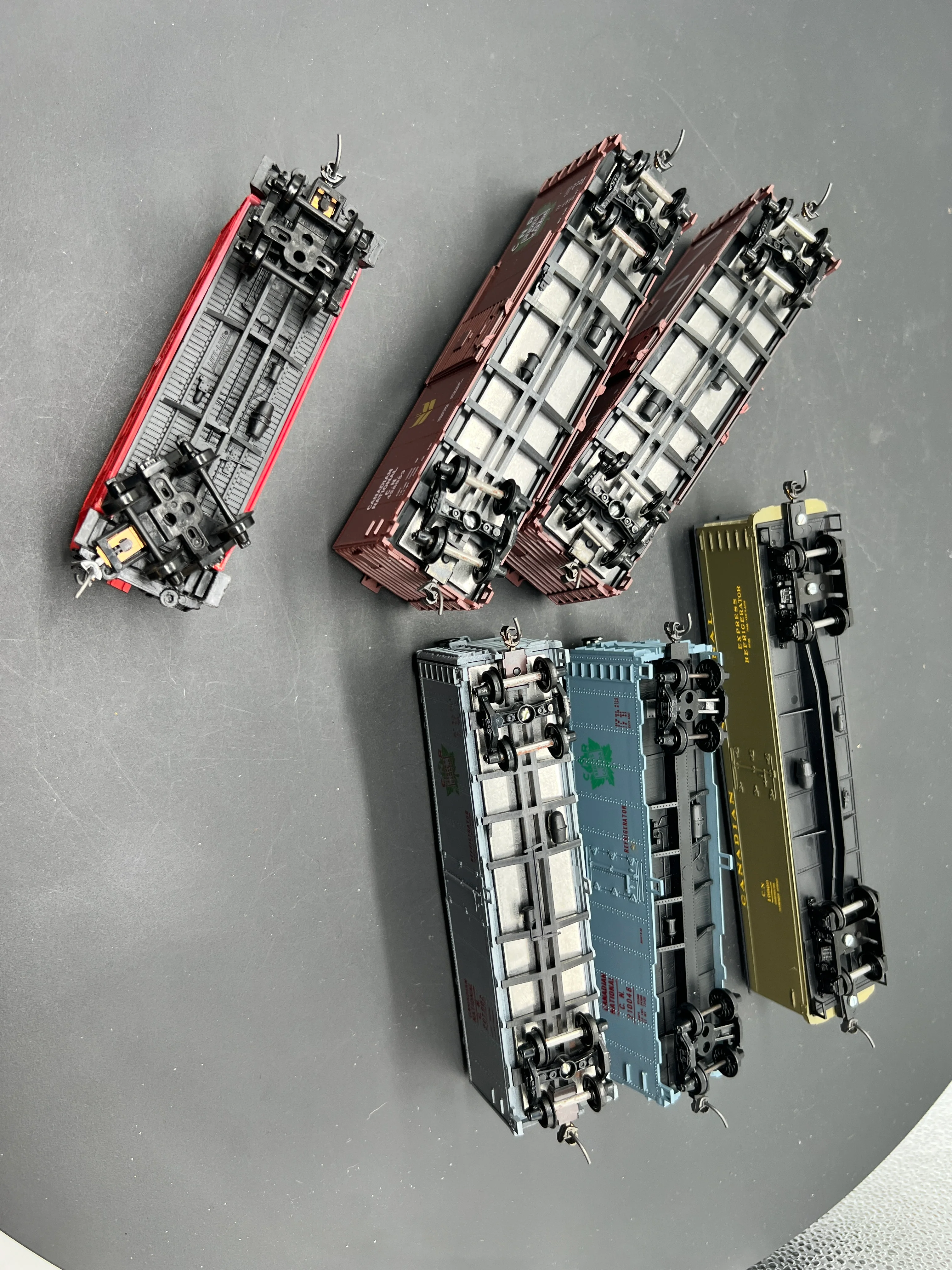HO Scale Bargain Car Pack 91: 6 Canadian National CN Freight Cars Varied Eras HO SCALE USED - Image 2