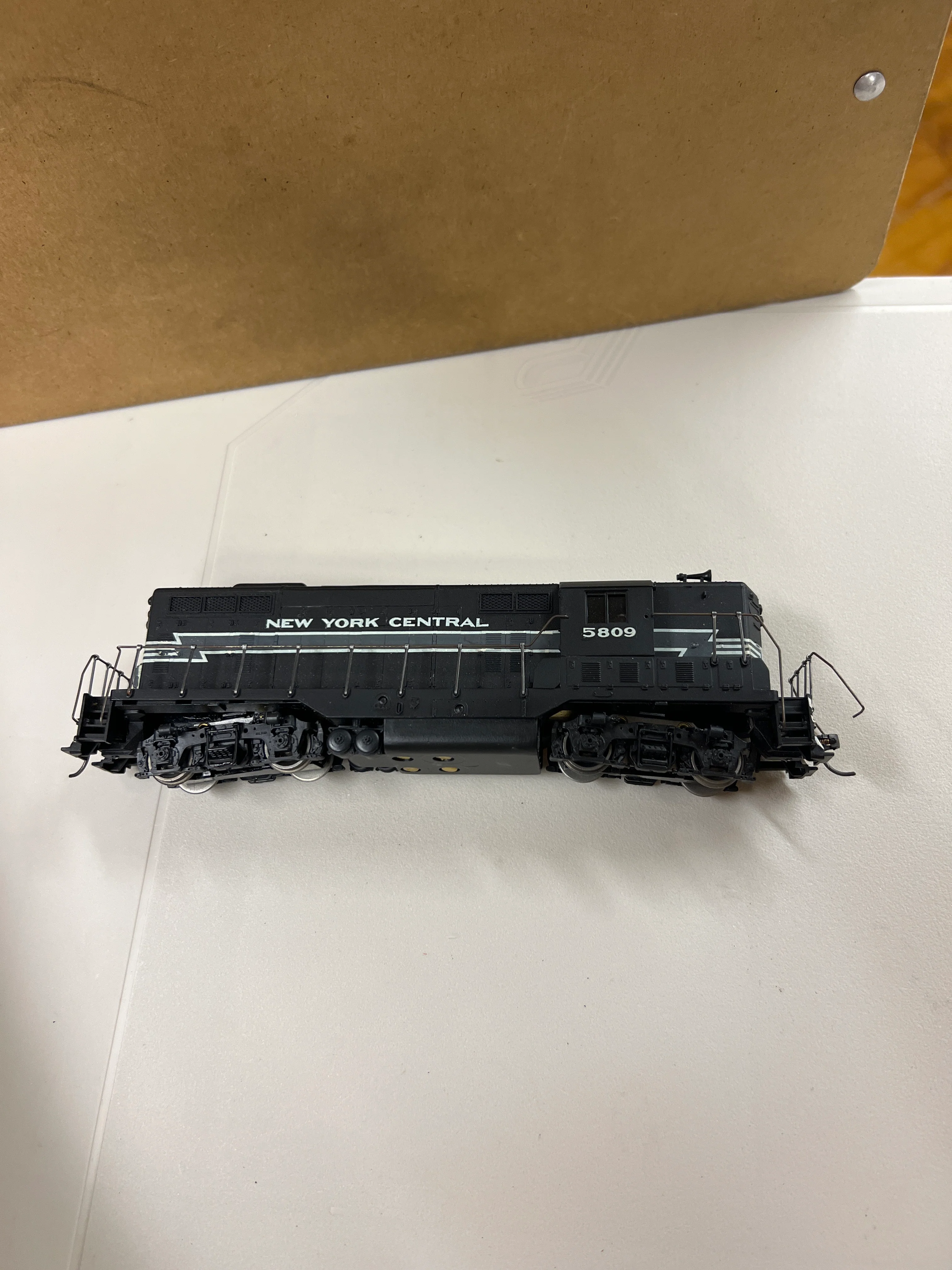 HO Scale Bargain Engine 53 New York Central Diesel Engine Used VG - Image 7