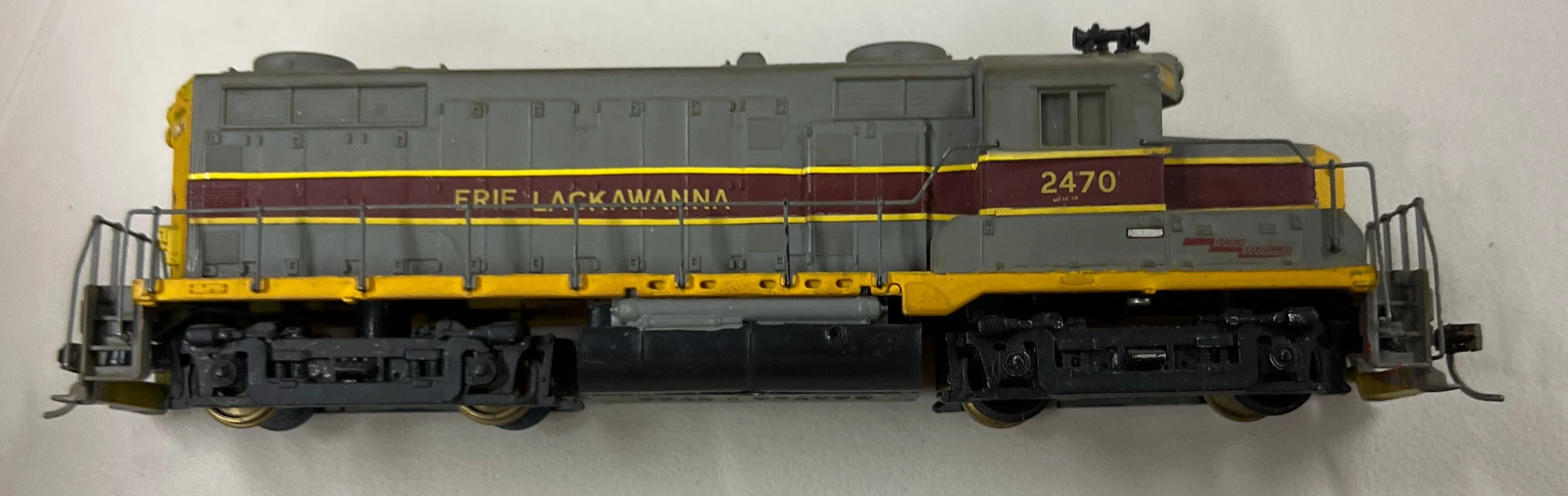 HO Scale Bargain Engine 72 Erie Lackawanna Diesel NONPOWERED Used Good - Image 5