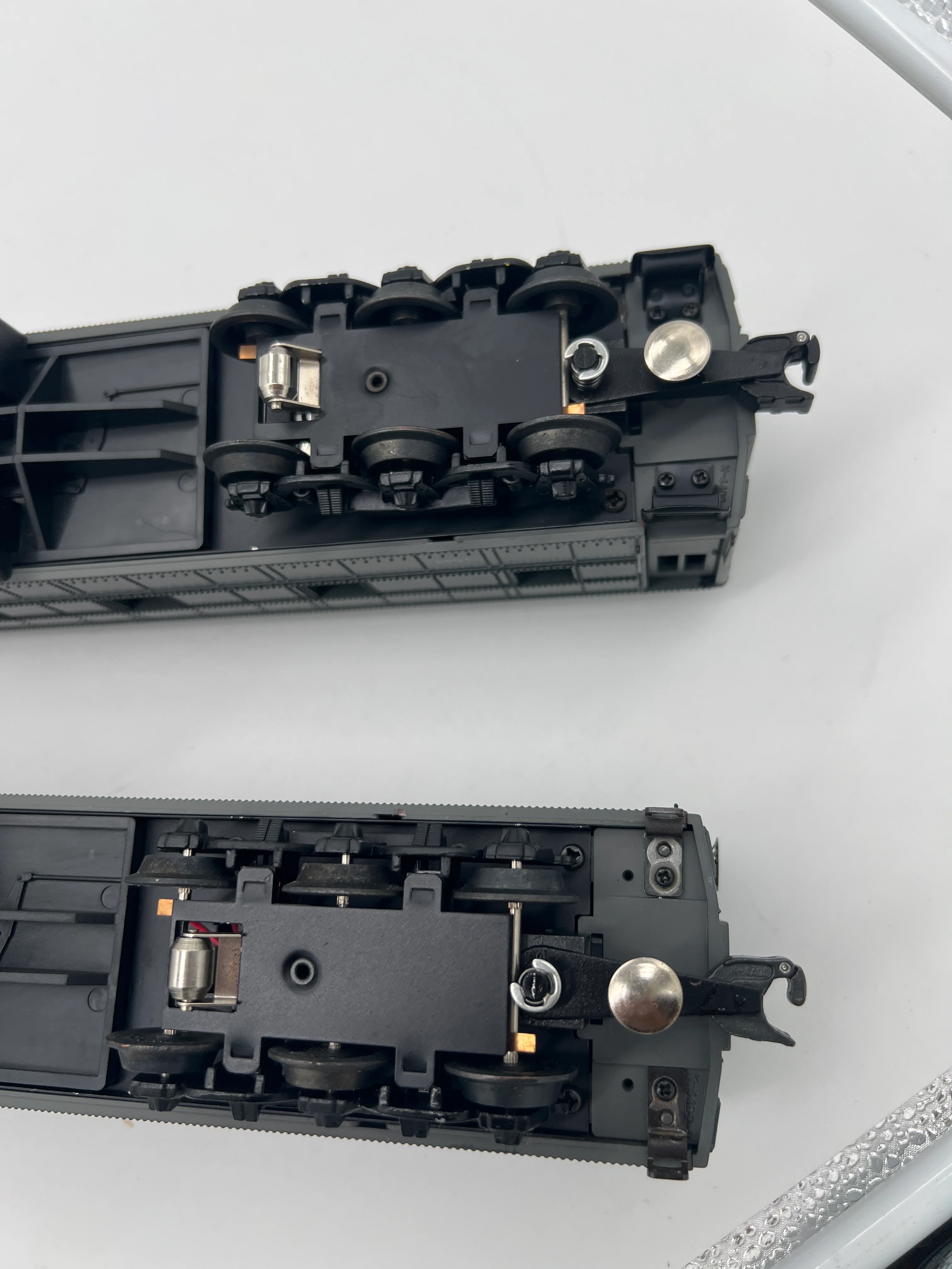 K-Line K-3628, K-1544 Union Pacific Overland Ltd Heavyweight Passenger Car Set (Set of 2) Gray, Diner & Observation Cars O Scale Used Excellent - Image 8