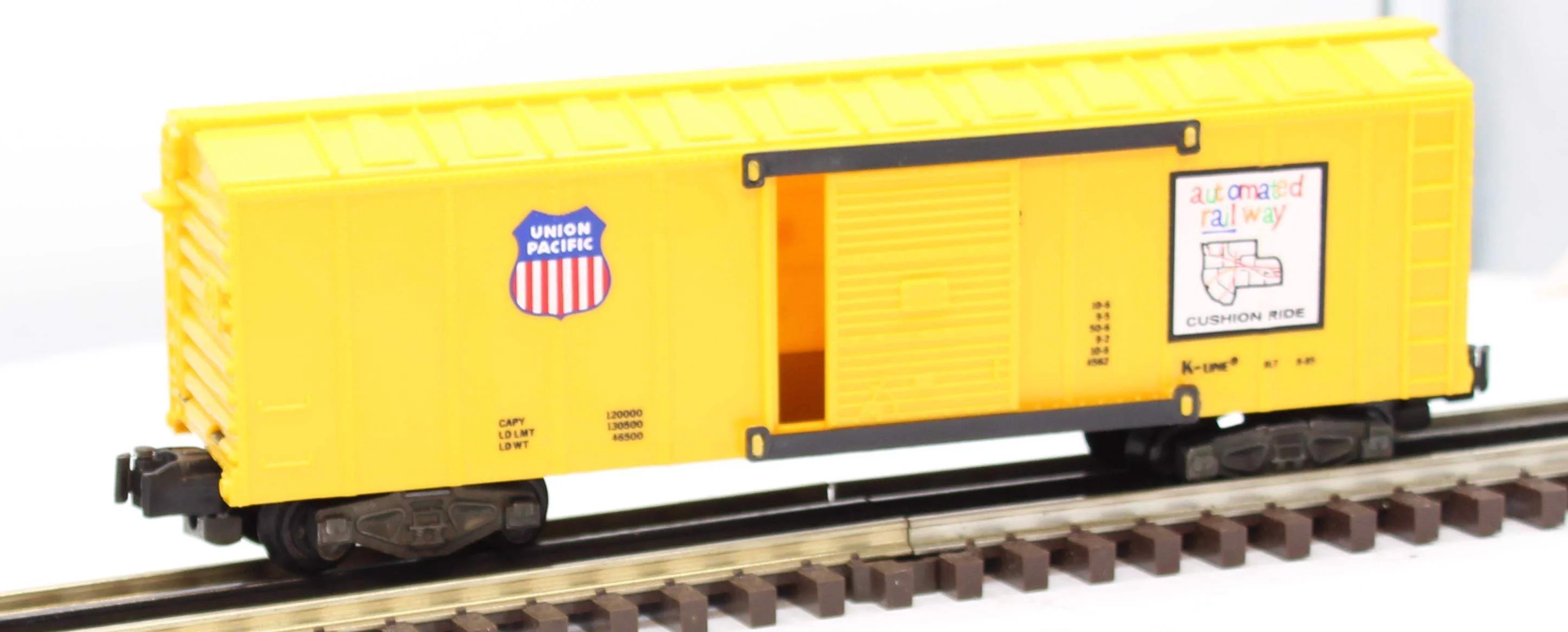 K-Line K-5112 UNION PACIFIC Boxcar # O Scale Like New
