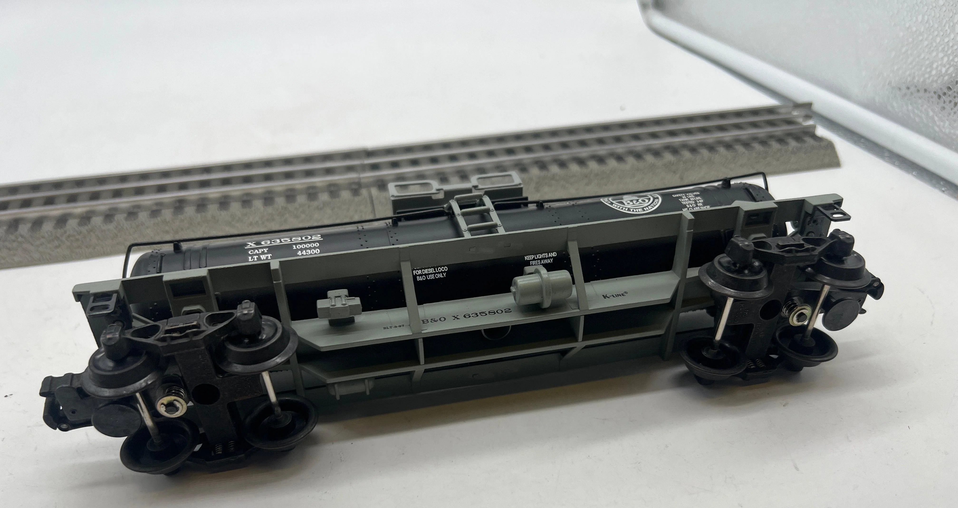 K-Line K-635802 Baltimore & Ohio Single Dome Tank Car O SCALE Like New - Image 2