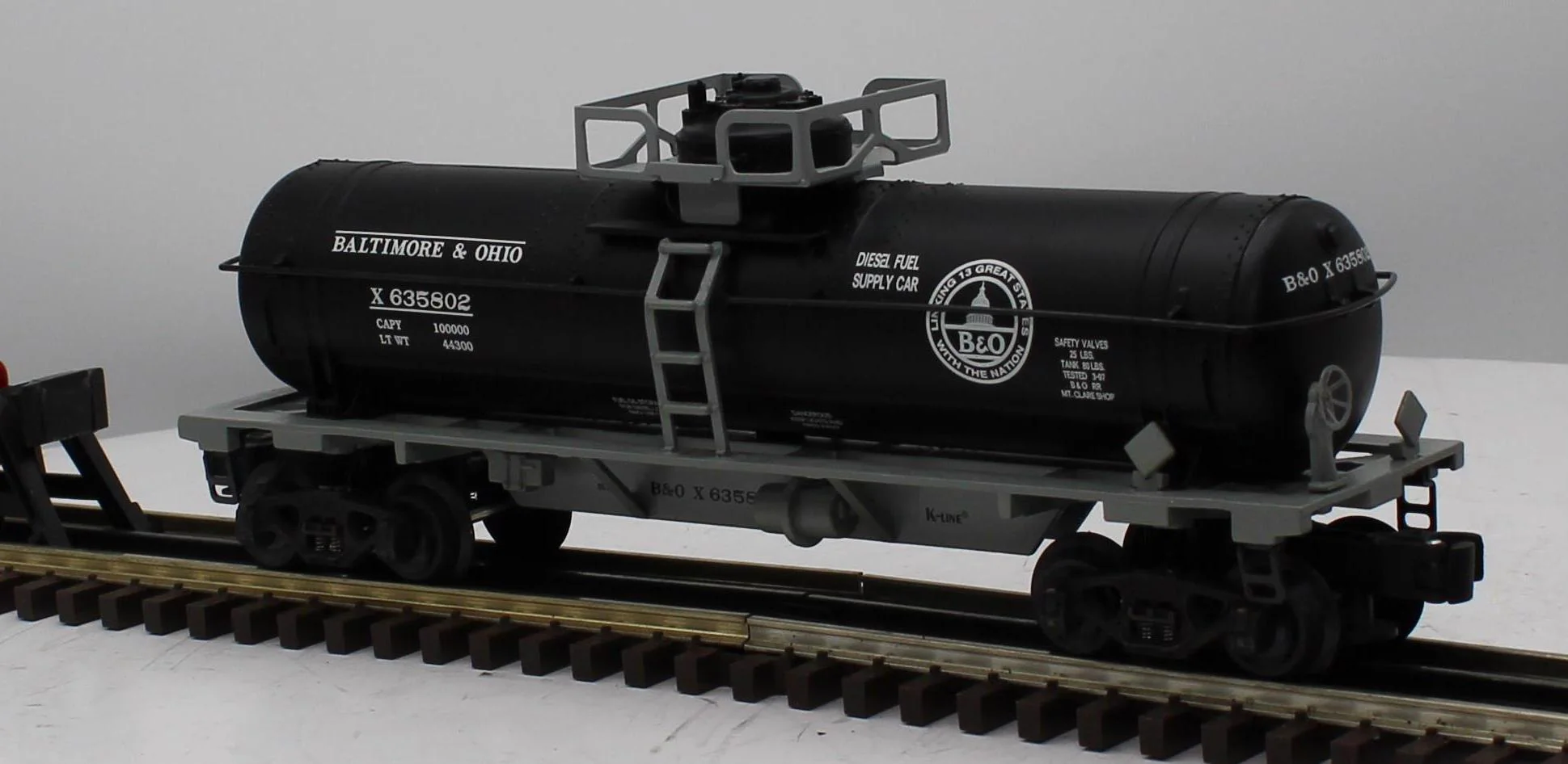 K-Line K-635802 BALTIMORE & OHIO Single Dome Tank Car #X635802 O Scale Like New Damaged Box - Image 4