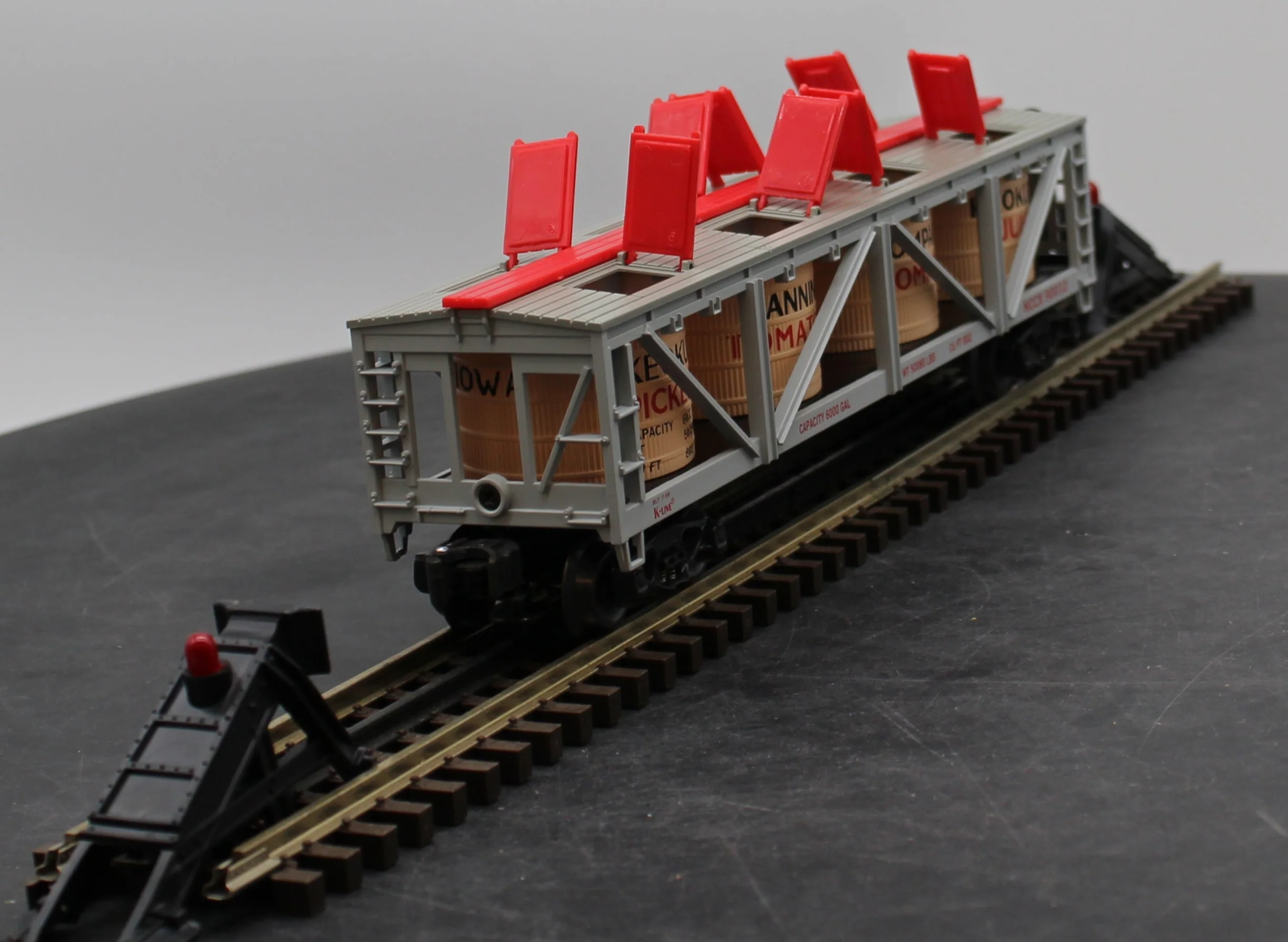 K-Line K-90012 K-LINE Keokuk Canning Company Classic Vat Car FREXKAIT CAR O SCALE Like New - Image 3