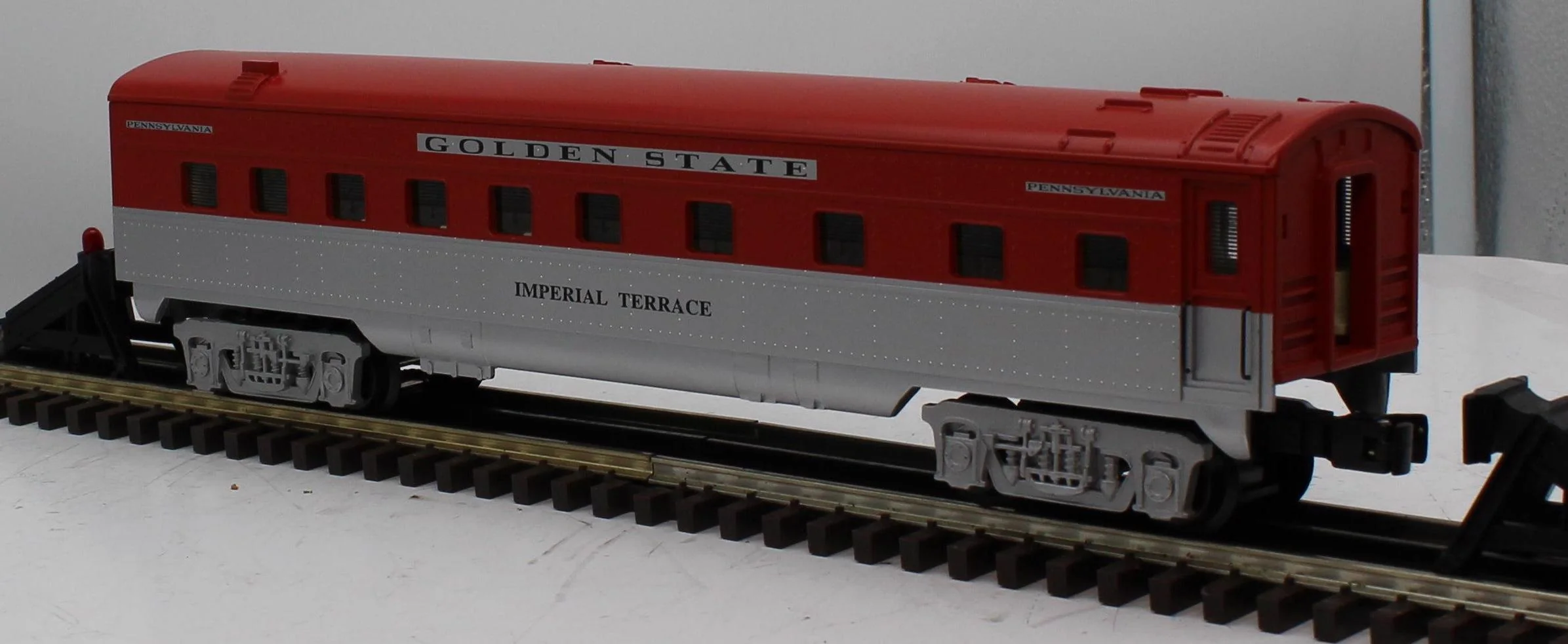 K-Line K4532-3368 ROCK ISLAND Imperial Terrace Pullman Passenger Car Golden State O Scale Like New - Image 4