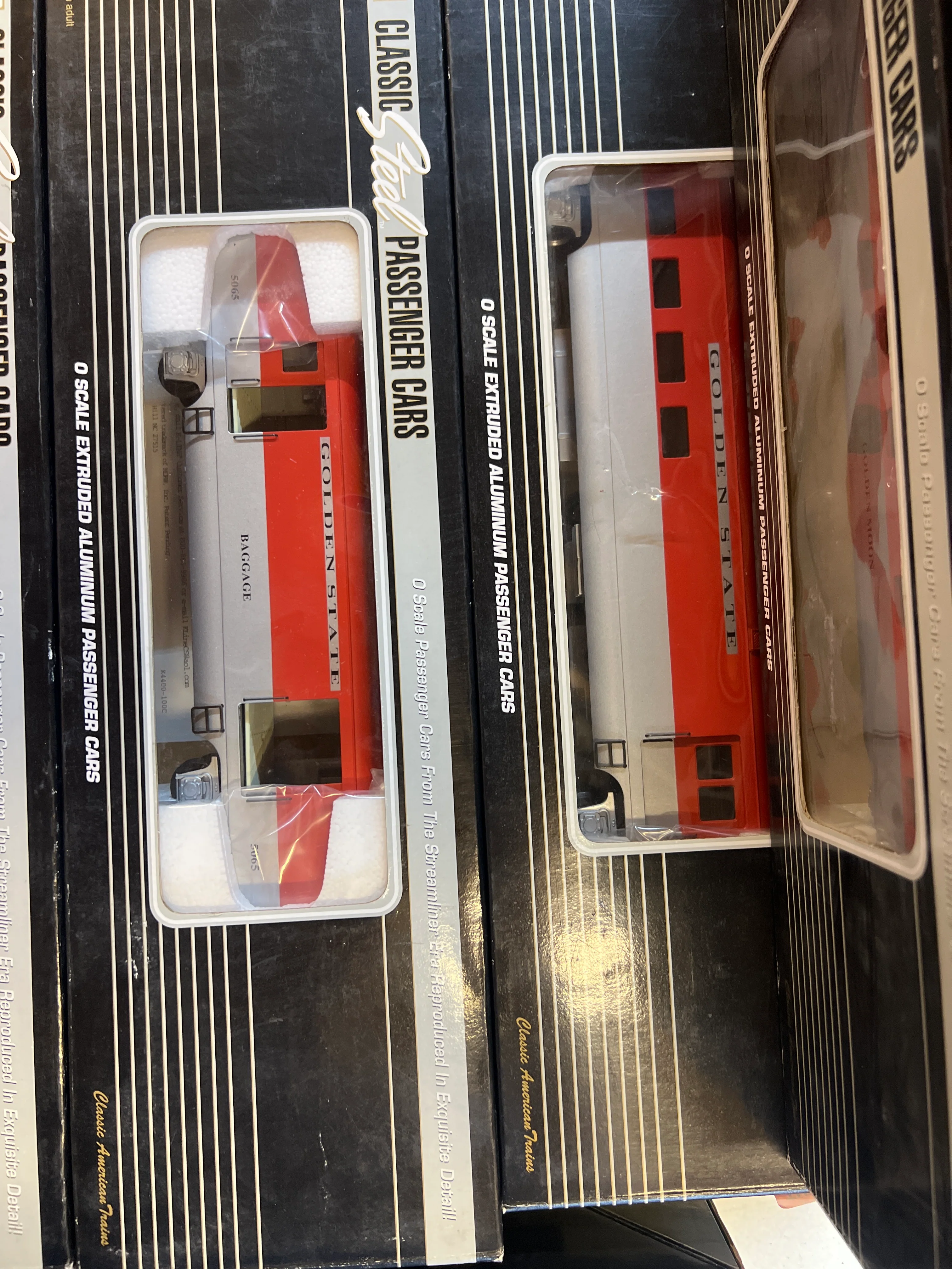K-Line k4632-5065, k4632-0427, k4632-6015, k4632-0479, k4632-3368, k4632-2984IC, k4632-4301, k4632-0479 KCC Golden State Extruded passenger car set  (Set of 8, 1 car is a duplicate) O Scale NEW - Image 4