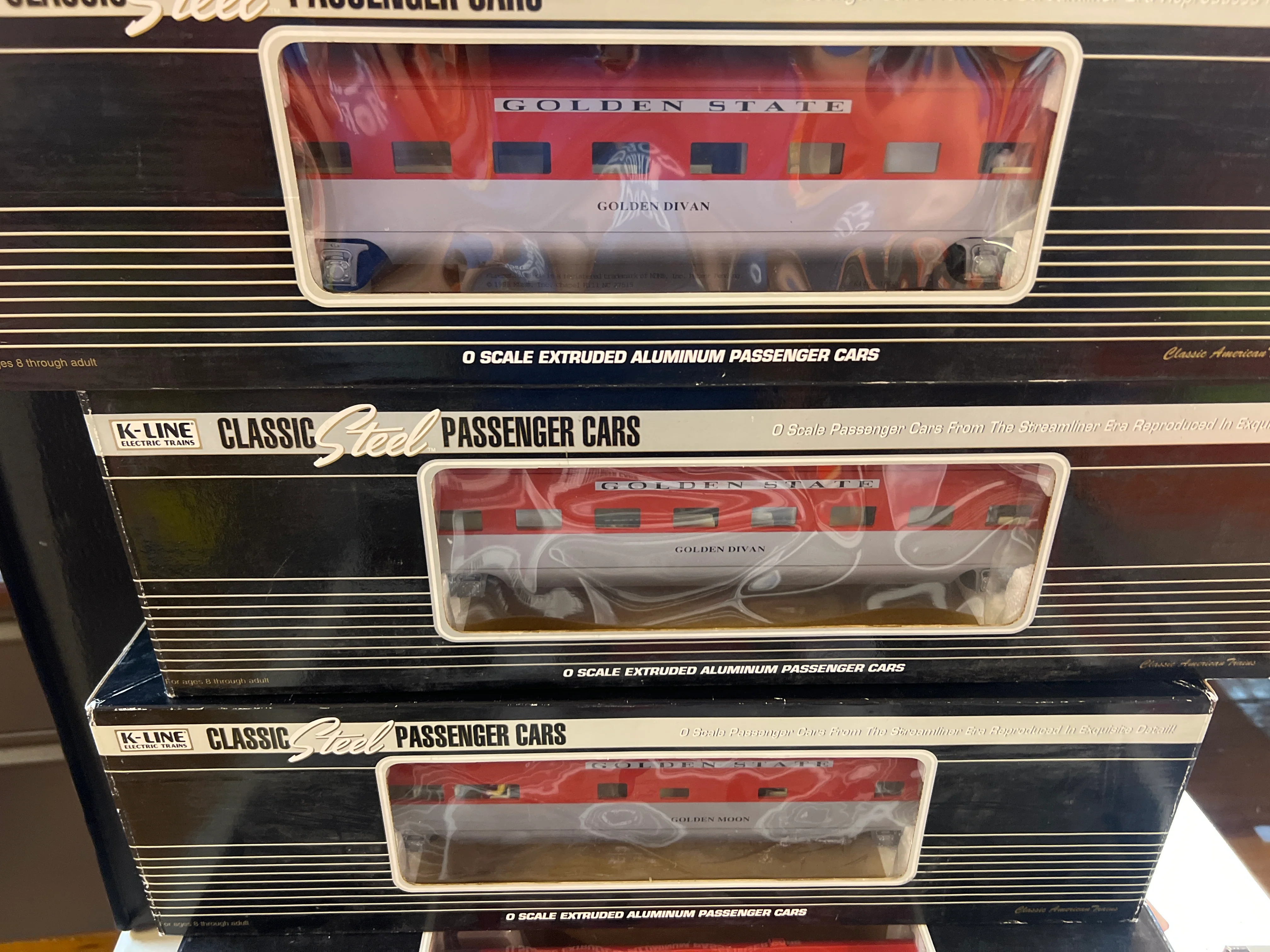 K-Line k4632-5065, k4632-0427, k4632-6015, k4632-0479, k4632-3368, k4632-2984IC, k4632-4301, k4632-0479 KCC Golden State Extruded passenger car set  (Set of 8, 1 car is a duplicate) O Scale NEW - Image 6