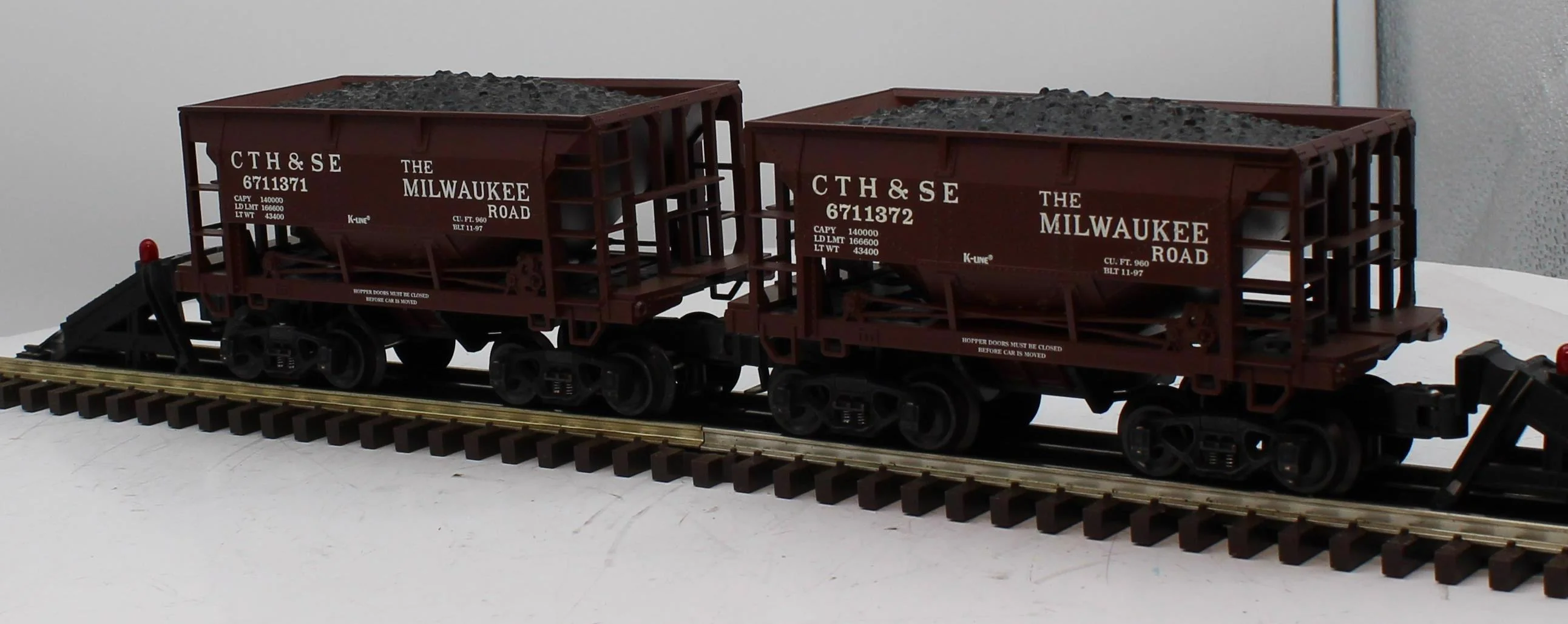 K-Line K6711371A Milwaukee Road Classic Ore Cars 2 O SCALE Used Damaged Box - Image 3
