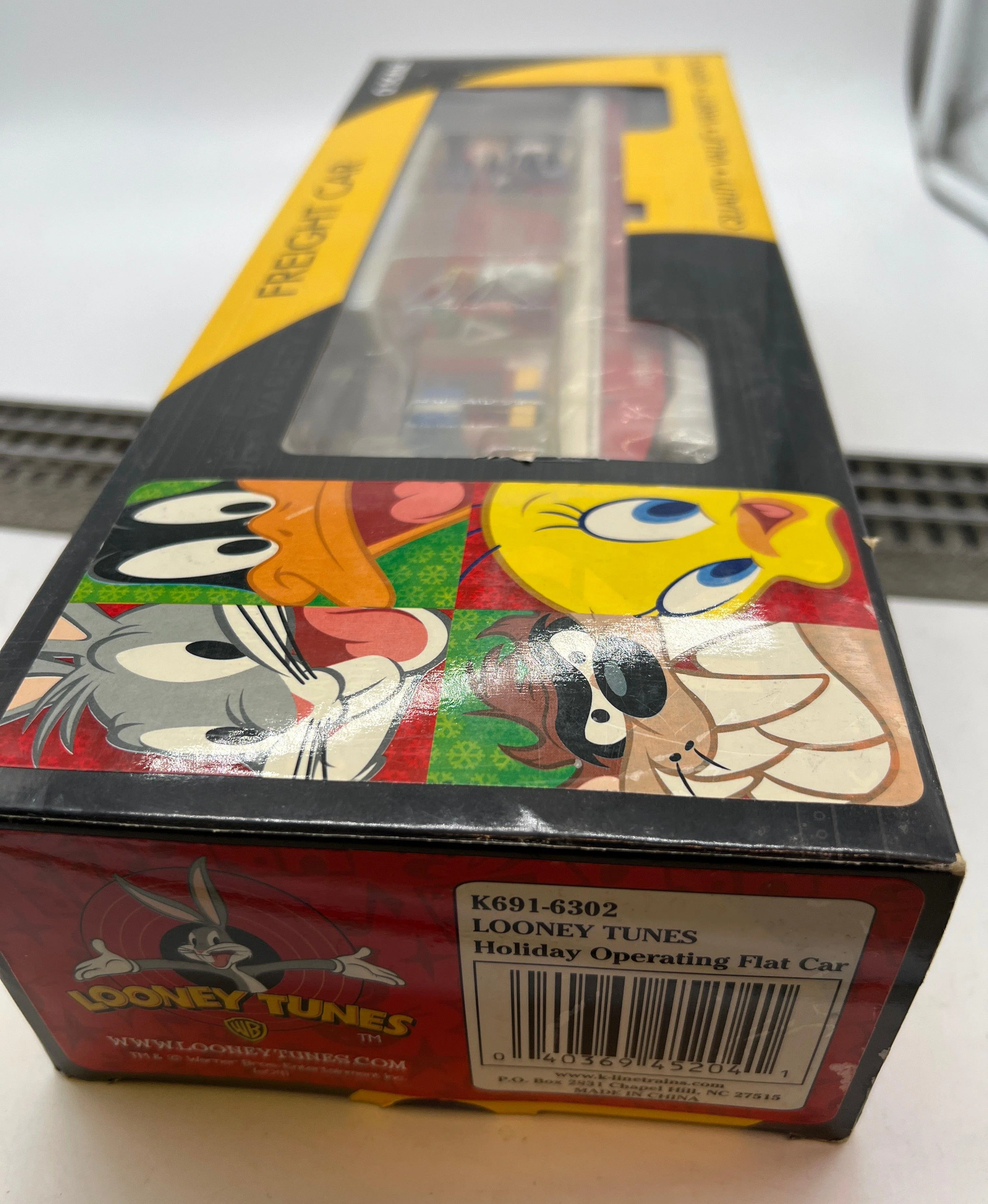 K-Line K691-6302 Looney Tunes Holiday Flatcar O SCALE Like New - Image 6