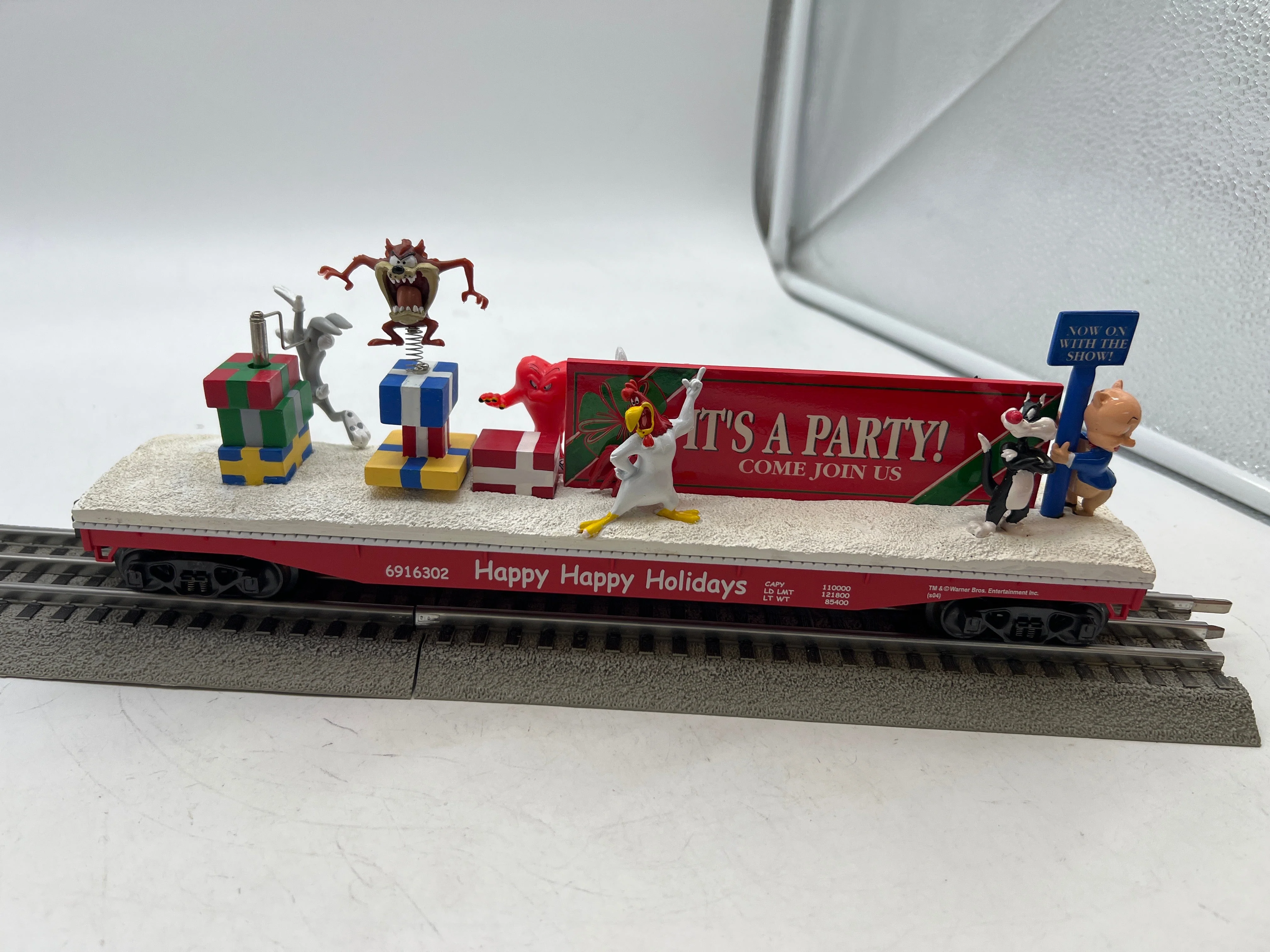 K-Line K691-6302 Looney Tunes Holiday Flatcar O SCALE Like New - Image 8