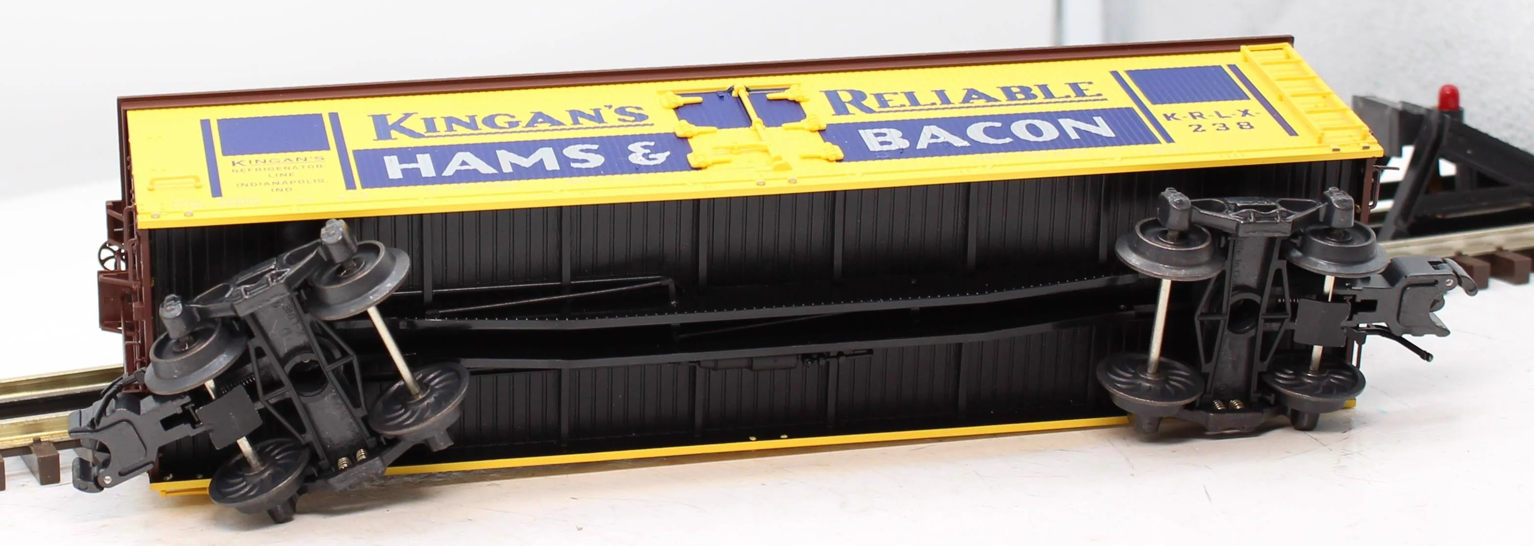 K-Line k742-8025 Kingan;s Reliable Woodsided Reefer O SCALE Like New - Image 7