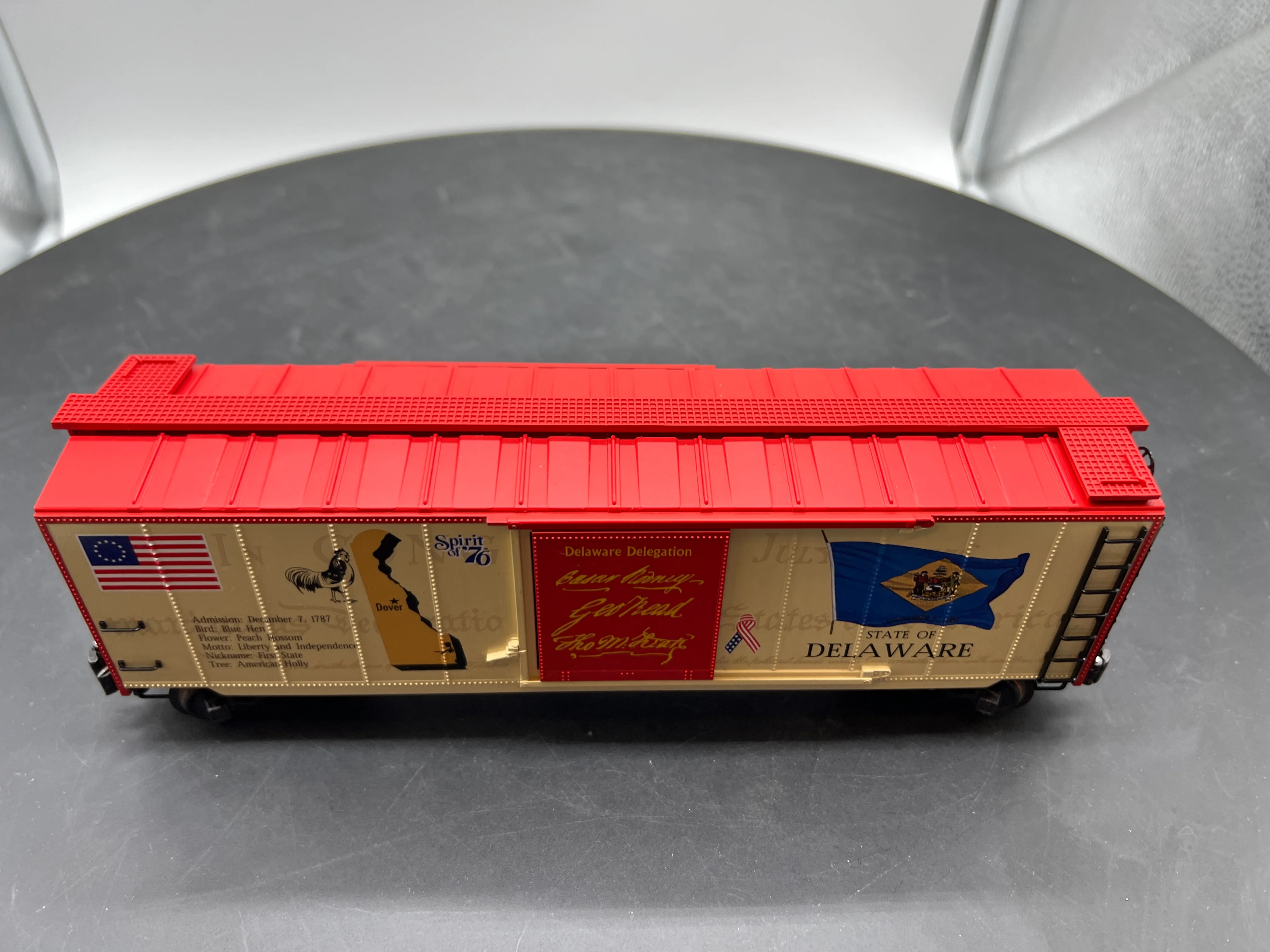 K-Line k761-7601 Spirit of '76 Delaware State Boxcar O SCALE Like New - Image 3
