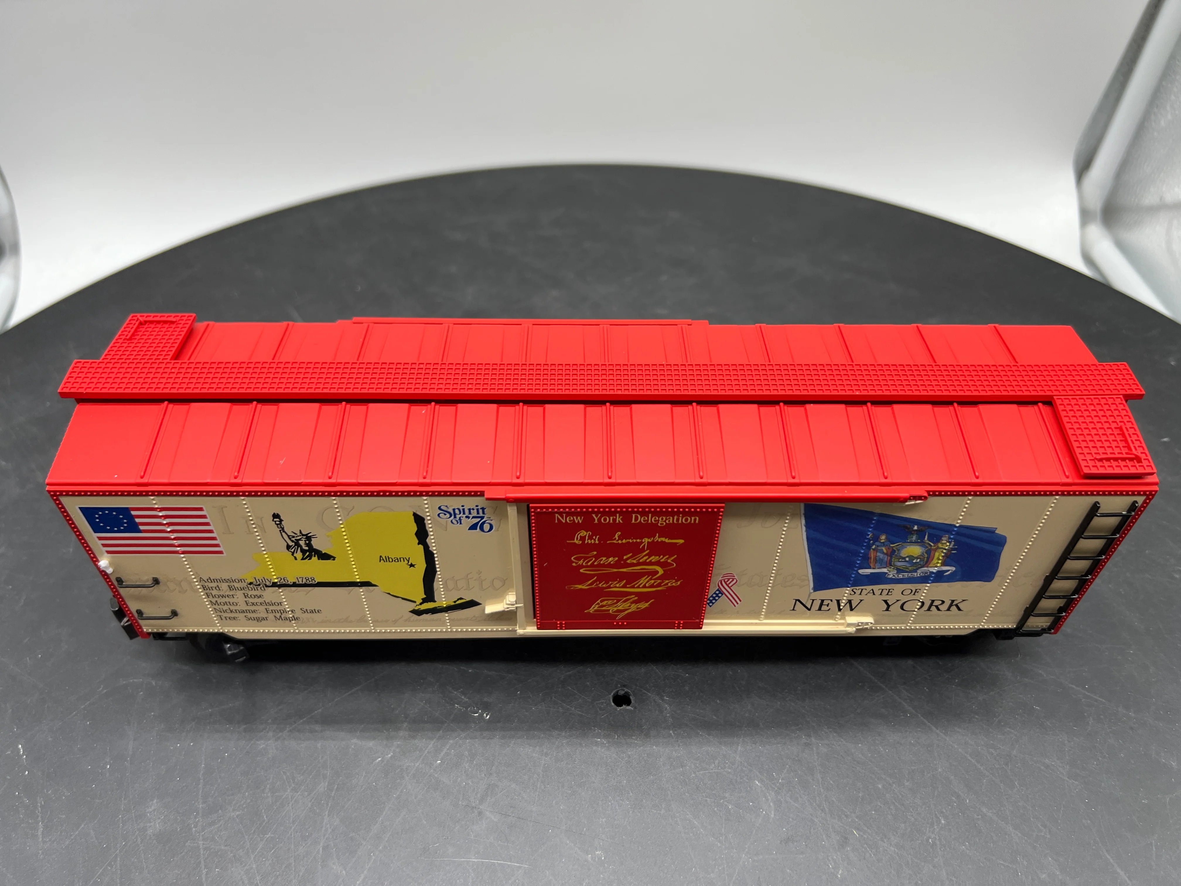 K-Line k761-7611 Spirit Of 76 New York State Boxcar O SCALE Like New - Image 8